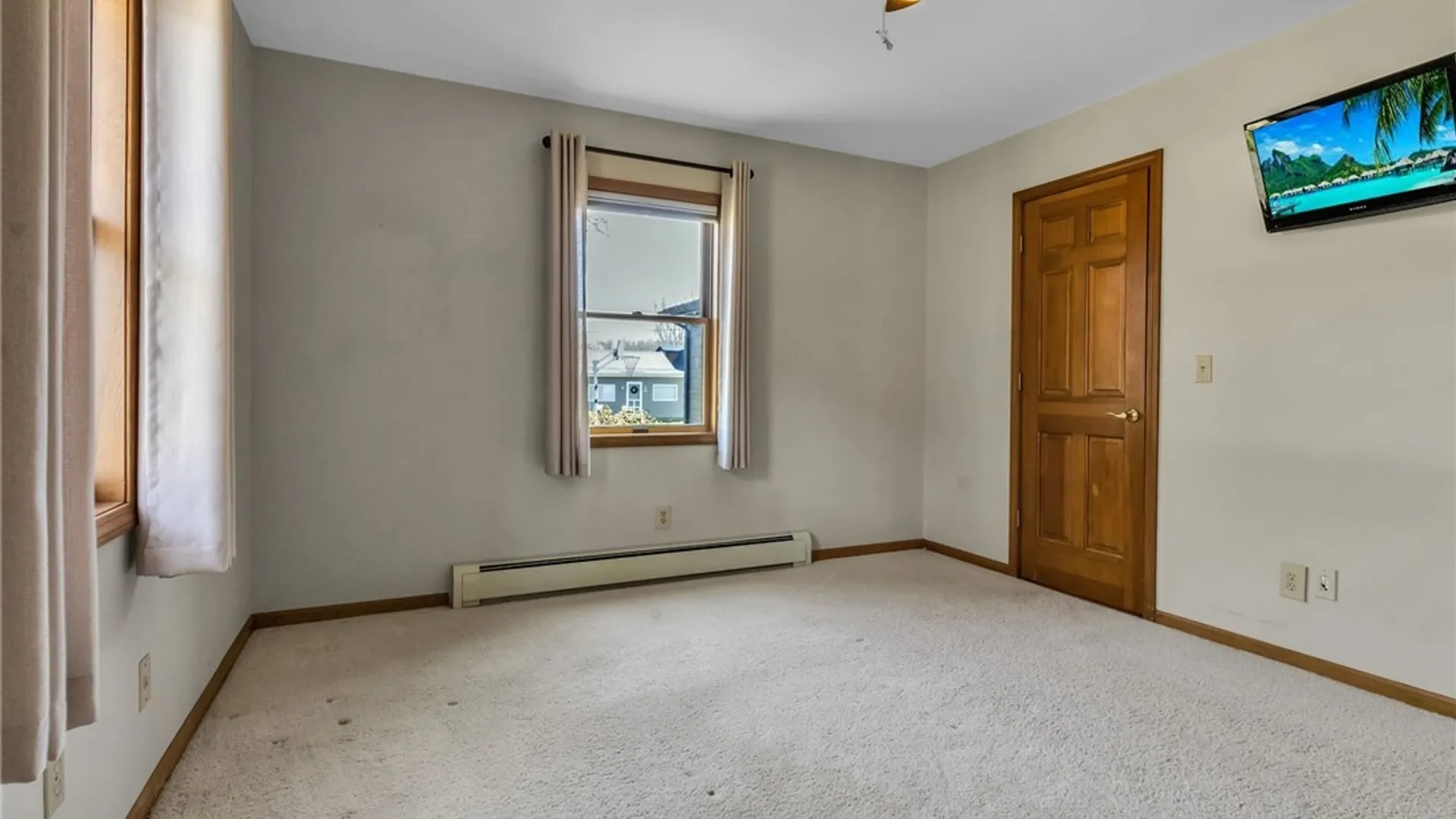 Property at 386 Roat Drive, Evans, NY 14006 24