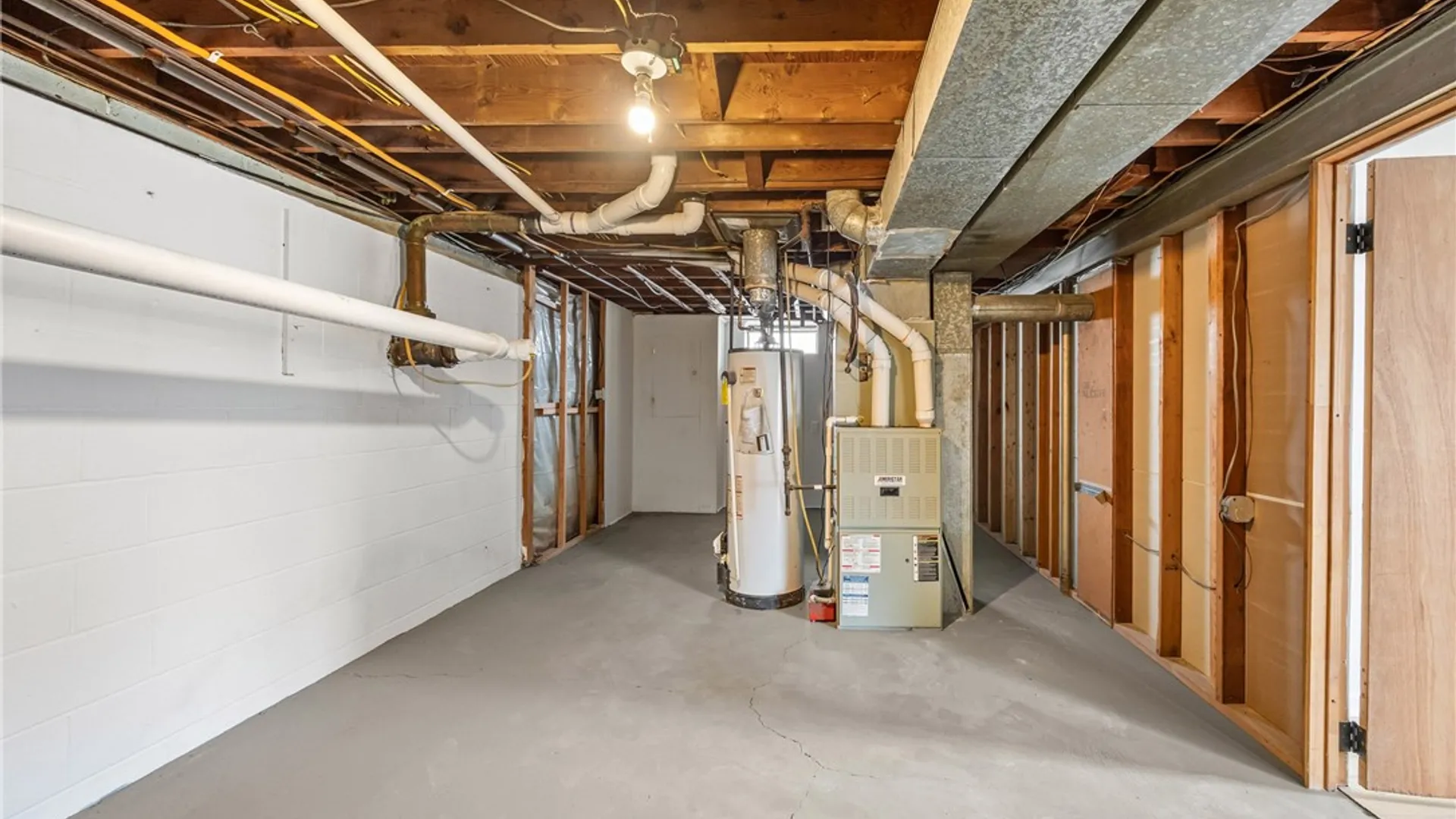 Property at 15 Aprille Lane, Rush, NY 14543 32