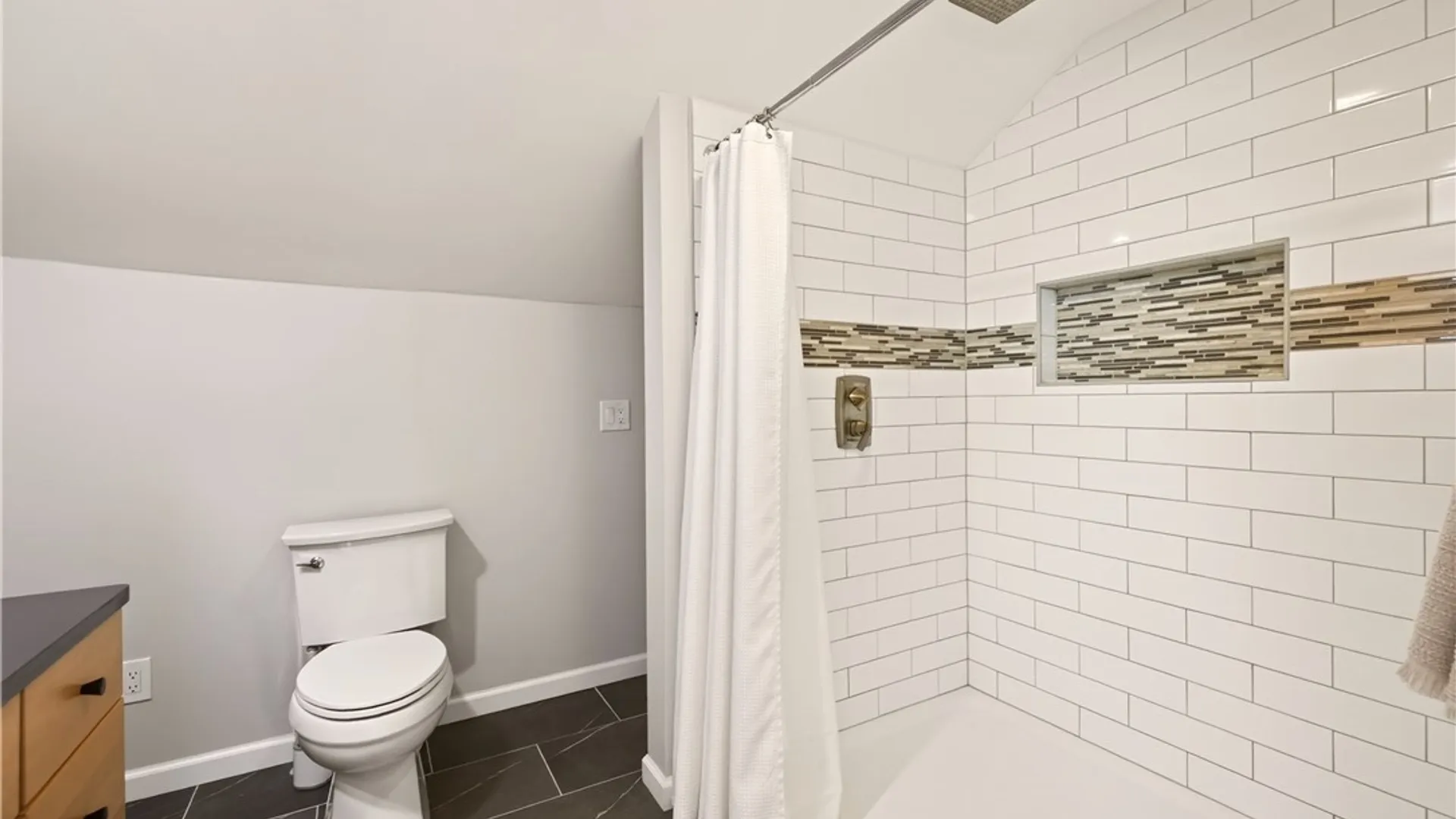 Property at 1553 Creek Street, Penfield, NY 14625 28