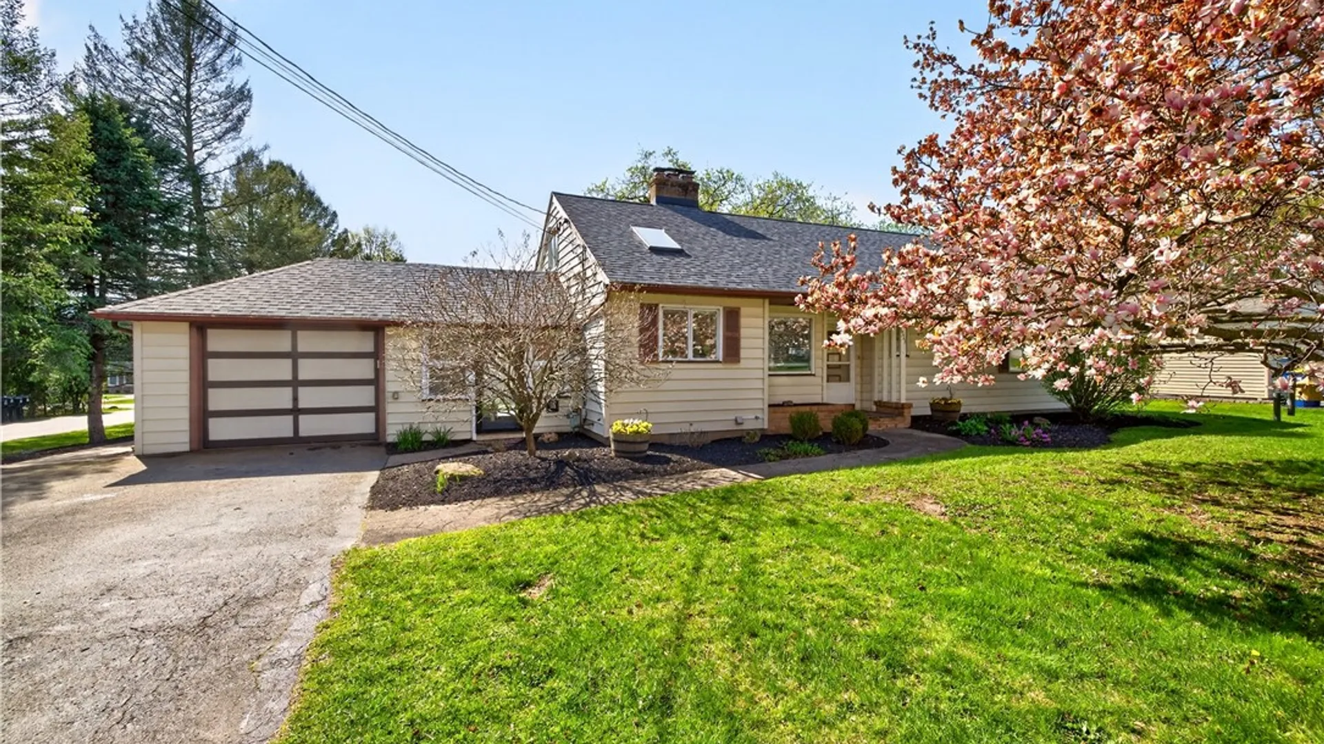 Property at 1553 Creek Street, Penfield, NY 14625 36