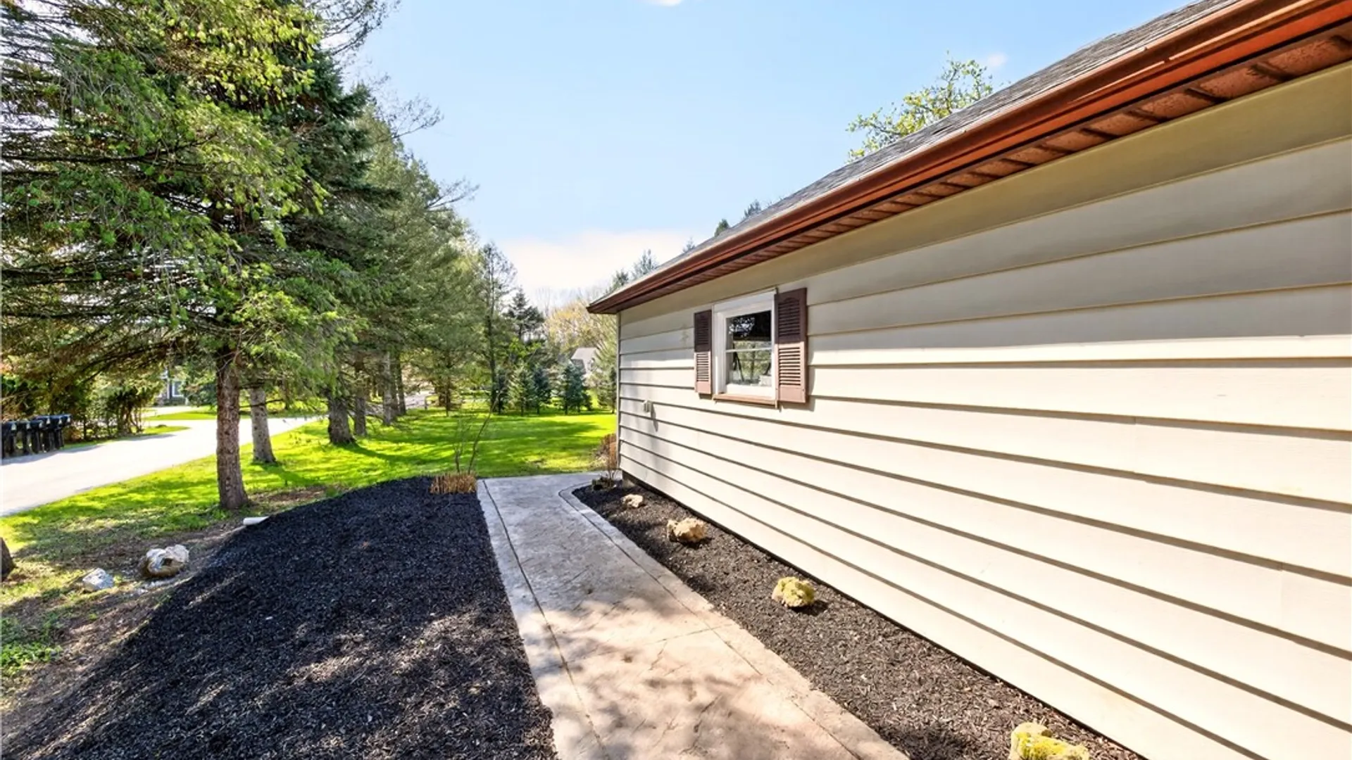 Property at 1553 Creek Street, Penfield, NY 14625 39