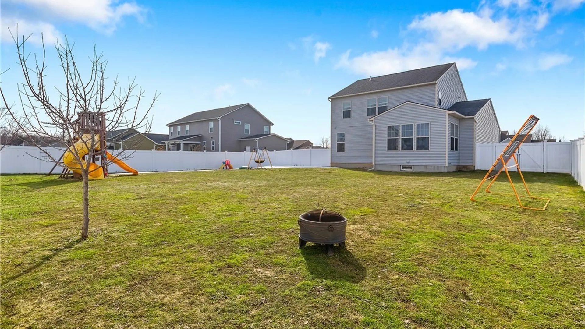 Property at 4809 Lepinske Farm Place, Clay, NY 13041 32