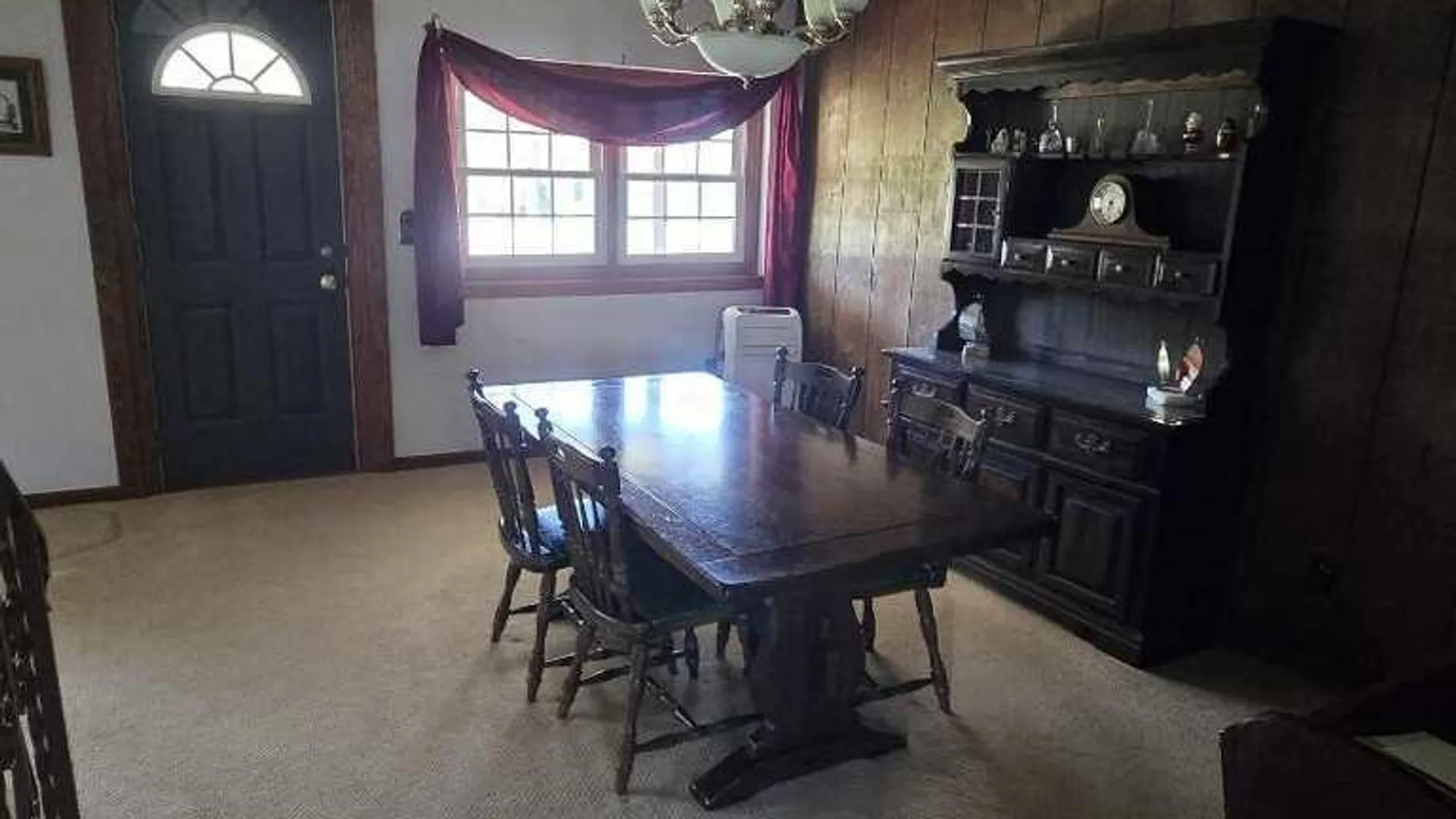 Property at 5588 Seneca Street, West Seneca, NY 14224 3