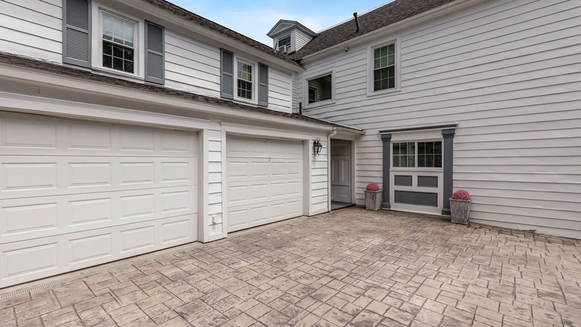 Property at 54 5th Street, Oswego, NY 13126 8