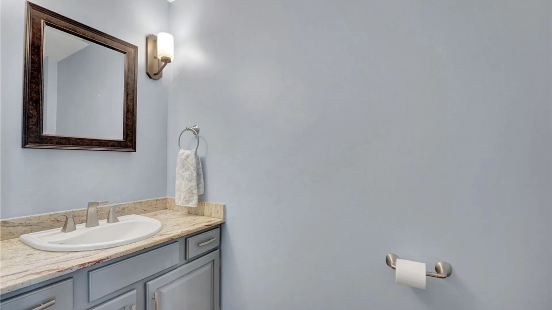 Property at 12 Fox Chapel Drive, Orchard Park, NY 14127 25