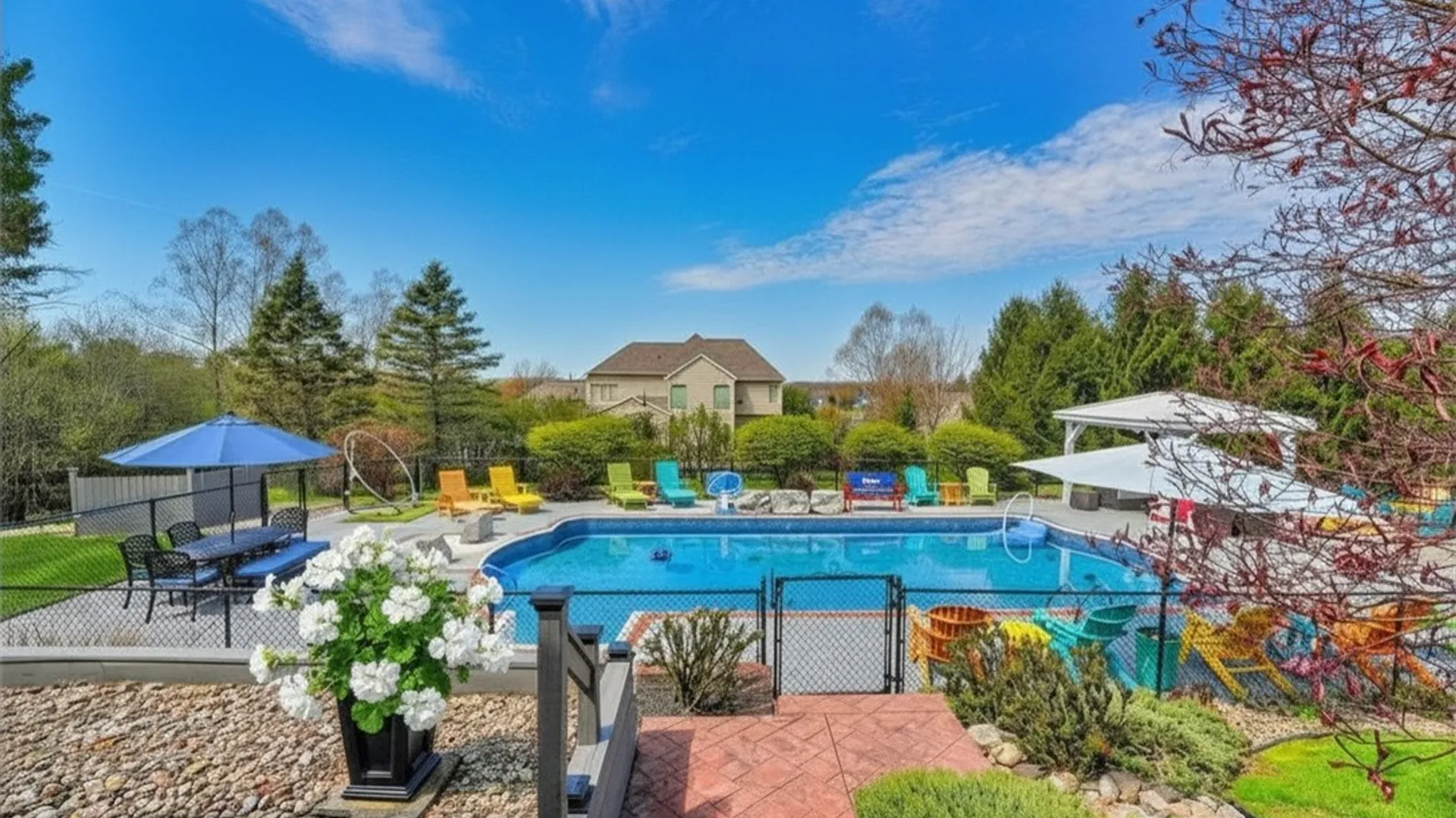 Property at 12 Fox Chapel Drive, Orchard Park, NY 14127 35