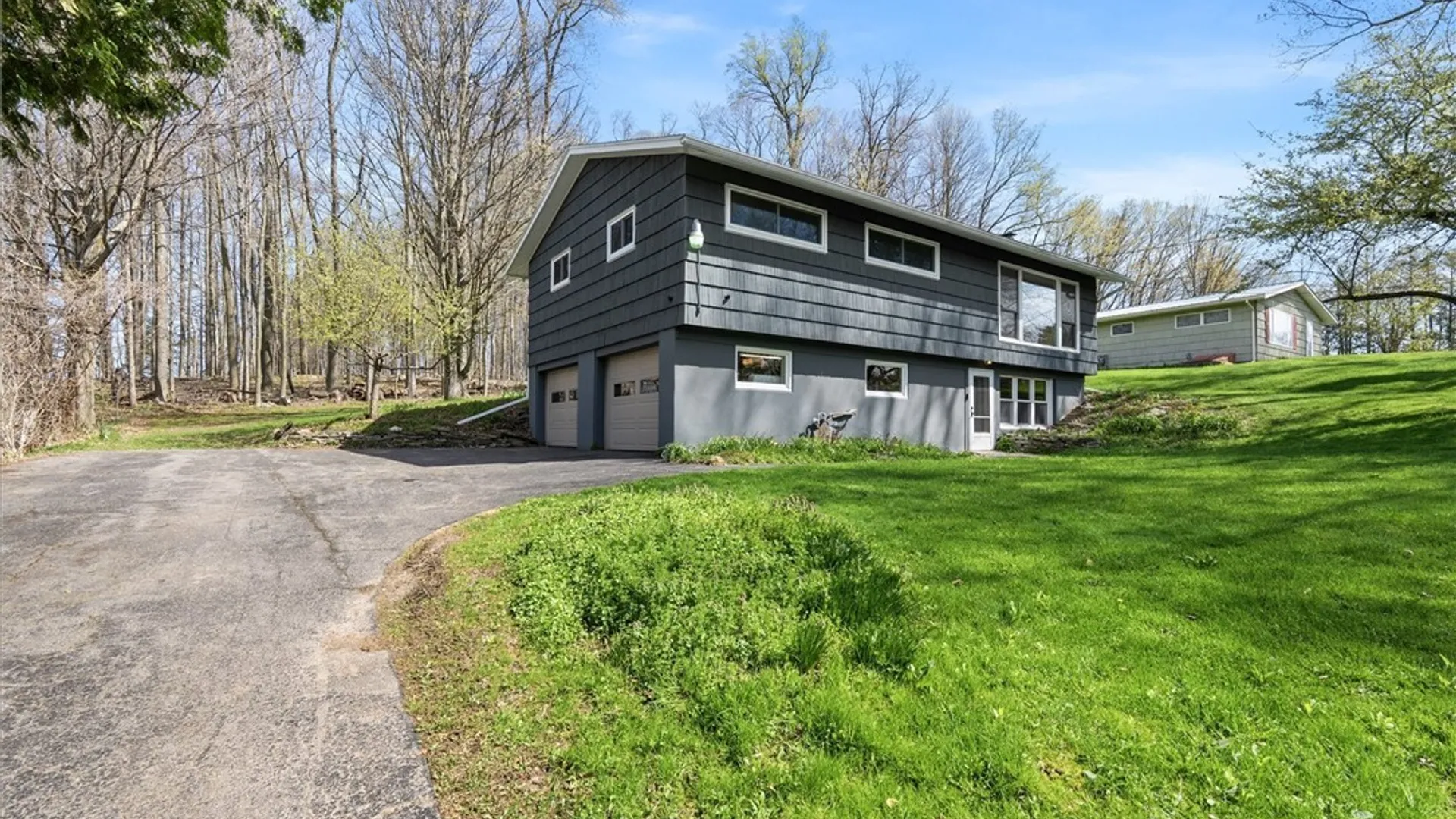 Property at 5839 Winacre Drive, Lafayette, NY 13084 5