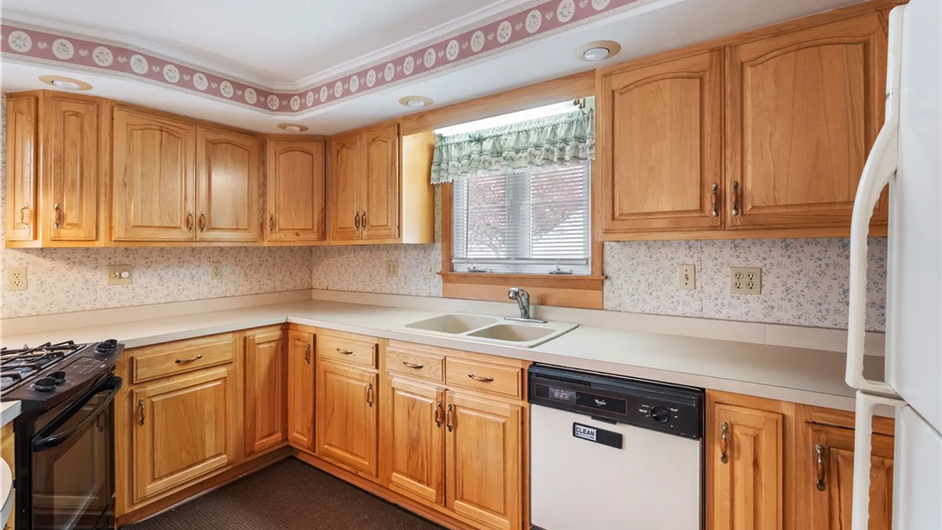 Property at 49 Adsit Street, Hornell, NY 14843 3