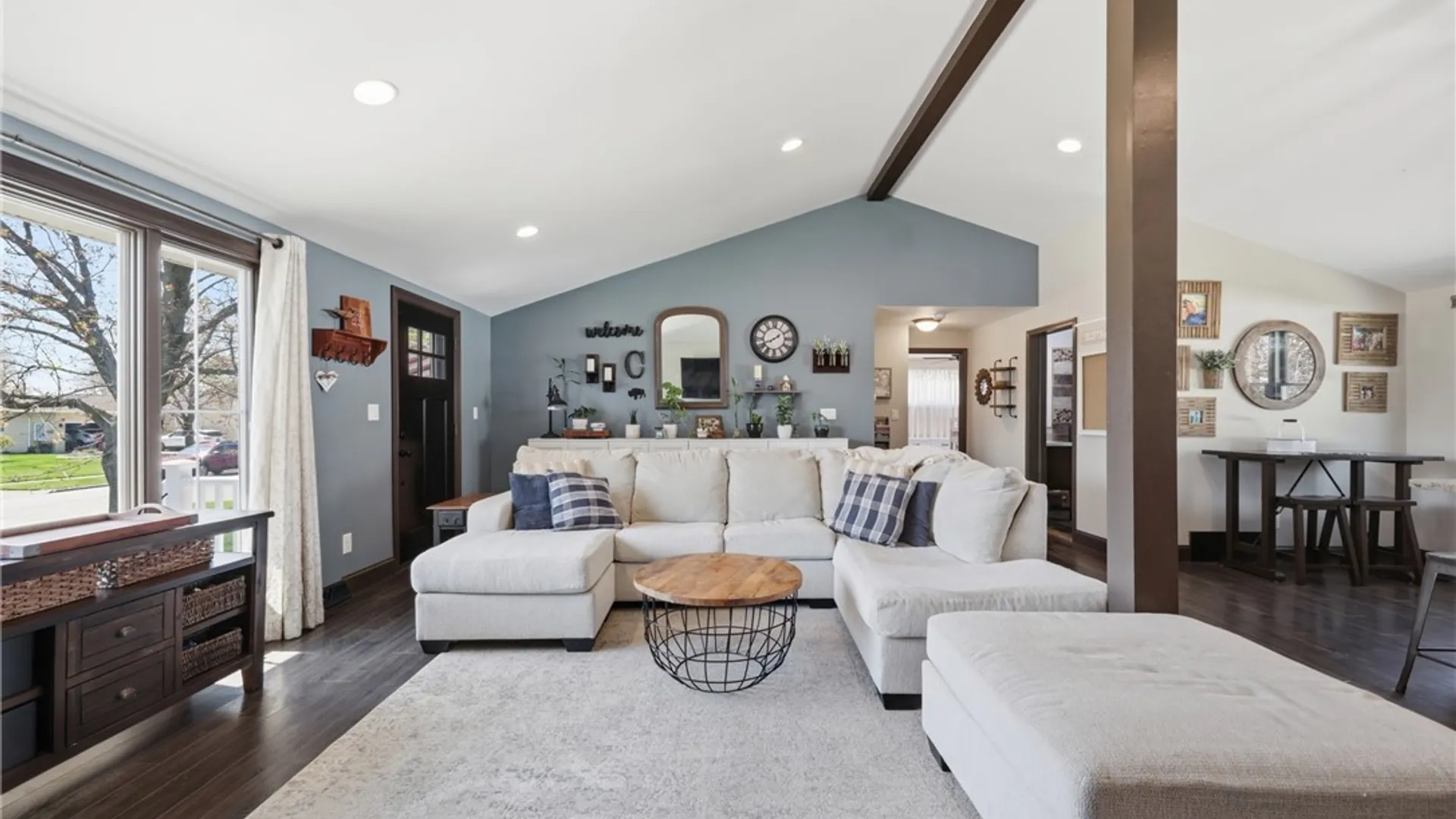 Property at 4 Frantzen, Cheektowaga, NY 14227 11