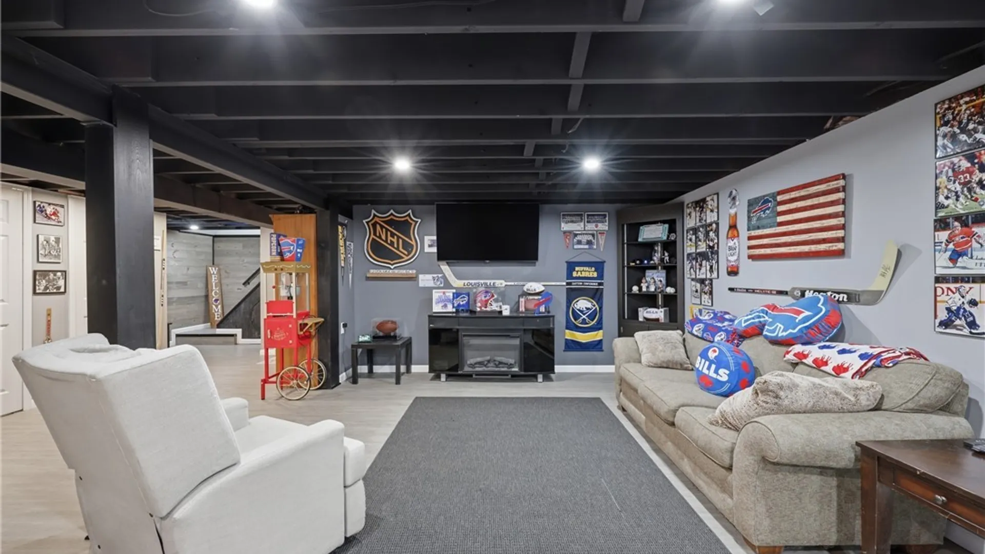 Property at 4 Frantzen, Cheektowaga, NY 14227 28