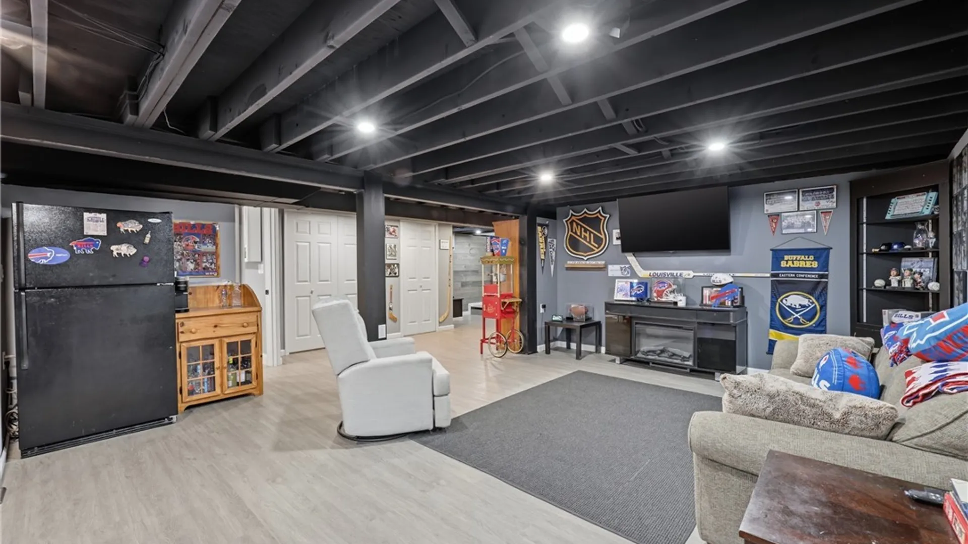 Property at 4 Frantzen, Cheektowaga, NY 14227 29