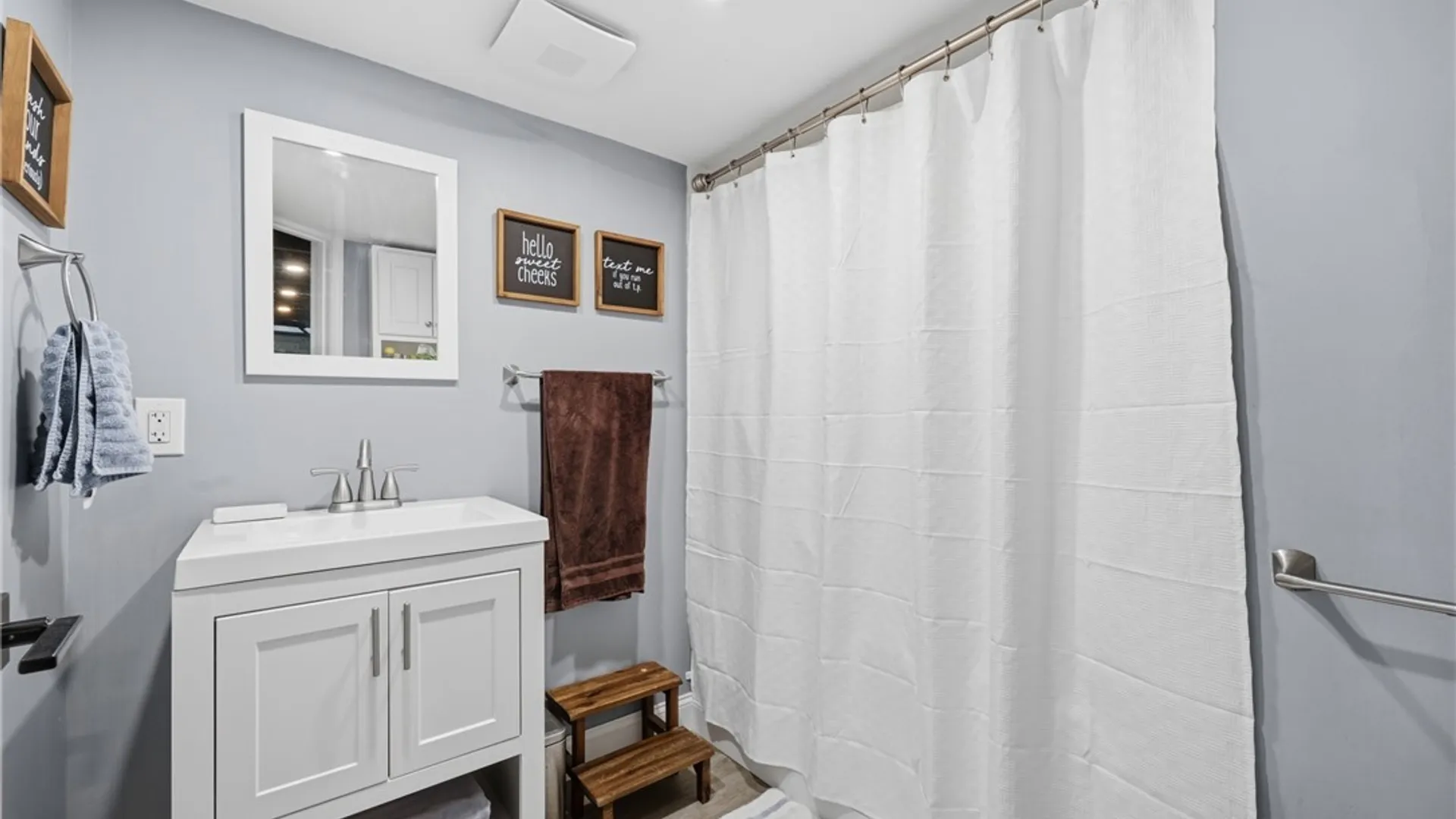 Property at 4 Frantzen, Cheektowaga, NY 14227 33