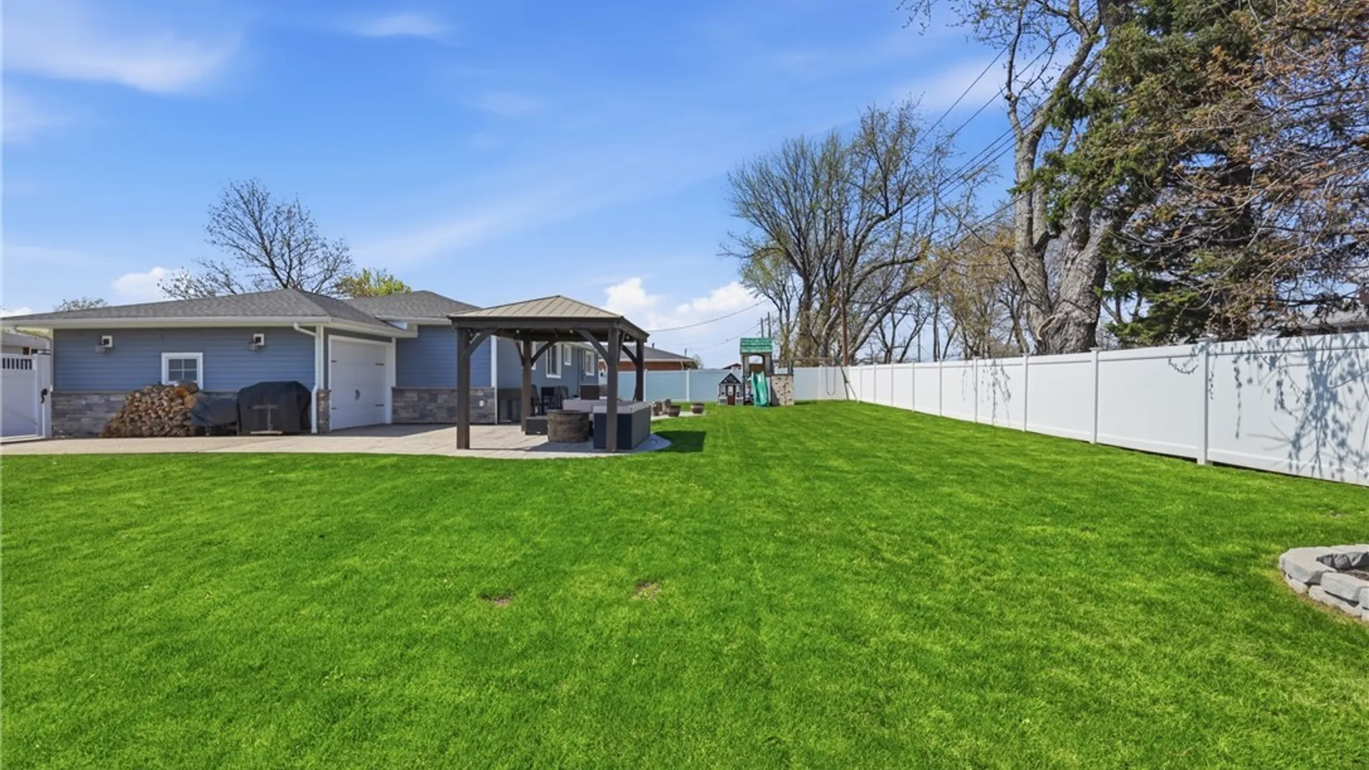 Property at 4 Frantzen, Cheektowaga, NY 14227 42