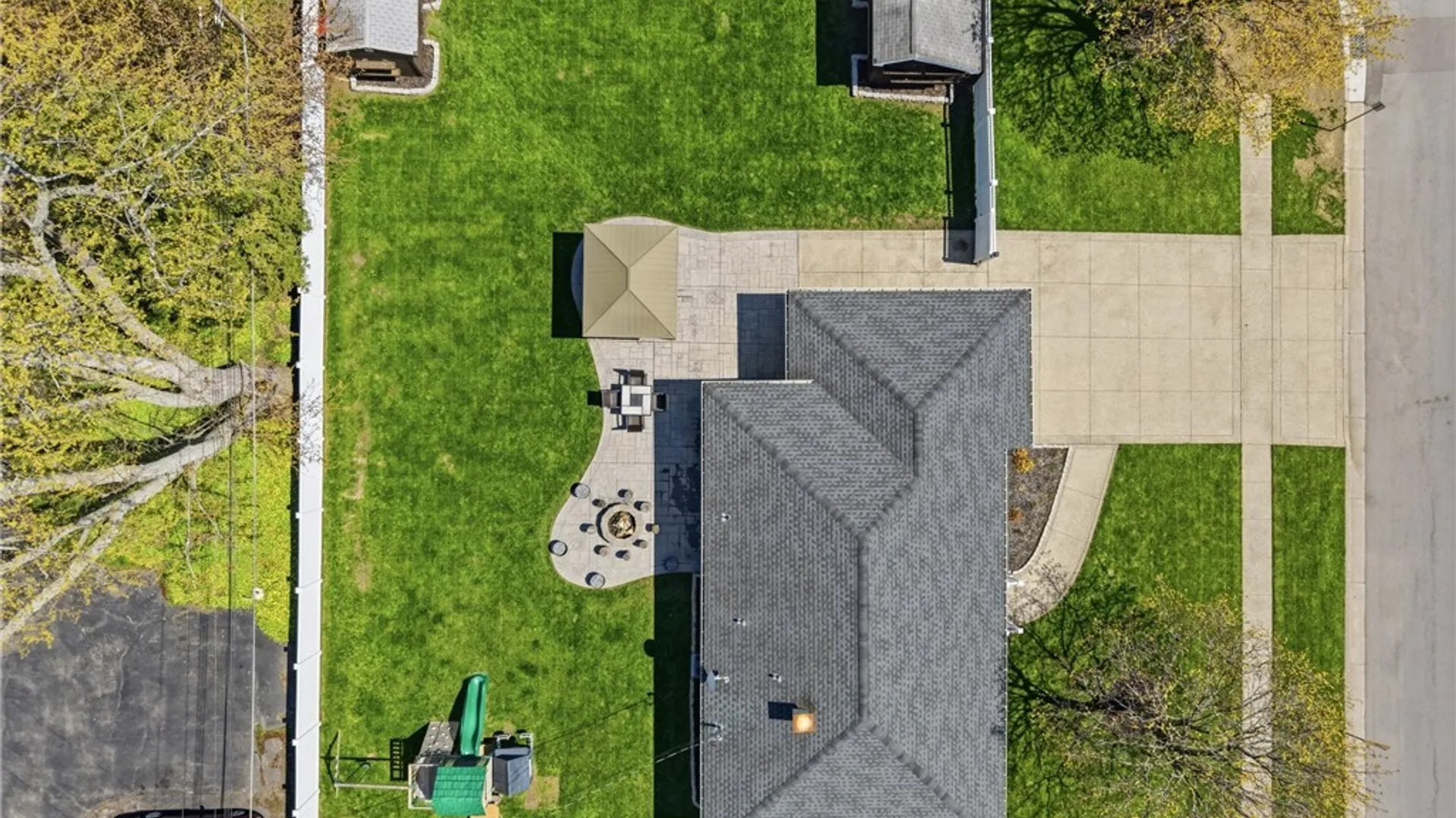 Property at 4 Frantzen, Cheektowaga, NY 14227 48