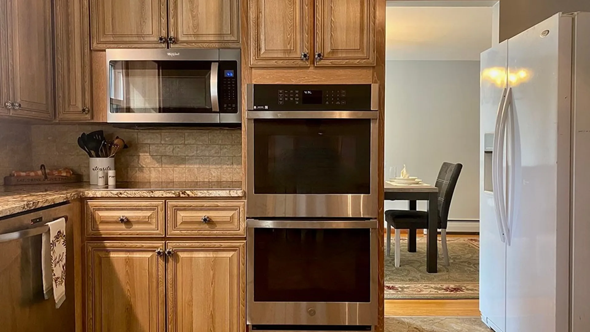 Property at 693 Edgewater Drive, Amherst, NY 14228 13