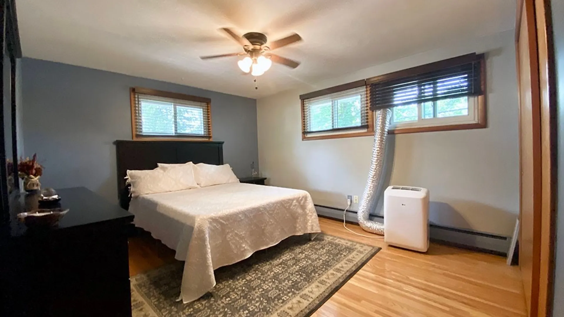 Property at 693 Edgewater Drive, Amherst, NY 14228 22