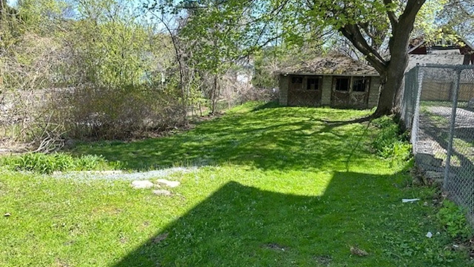 Property at 1043 Lancaster Avenue, Syracuse, NY 13210 4