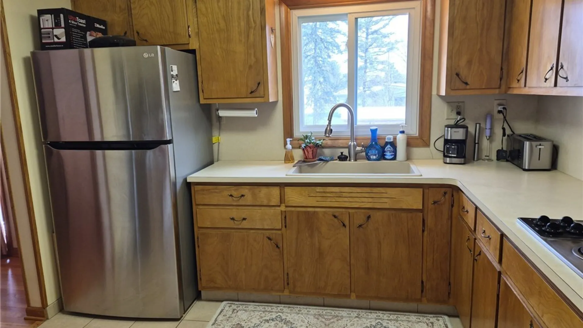 Property at 112 Primrose Lane, Salina, NY 13212 8