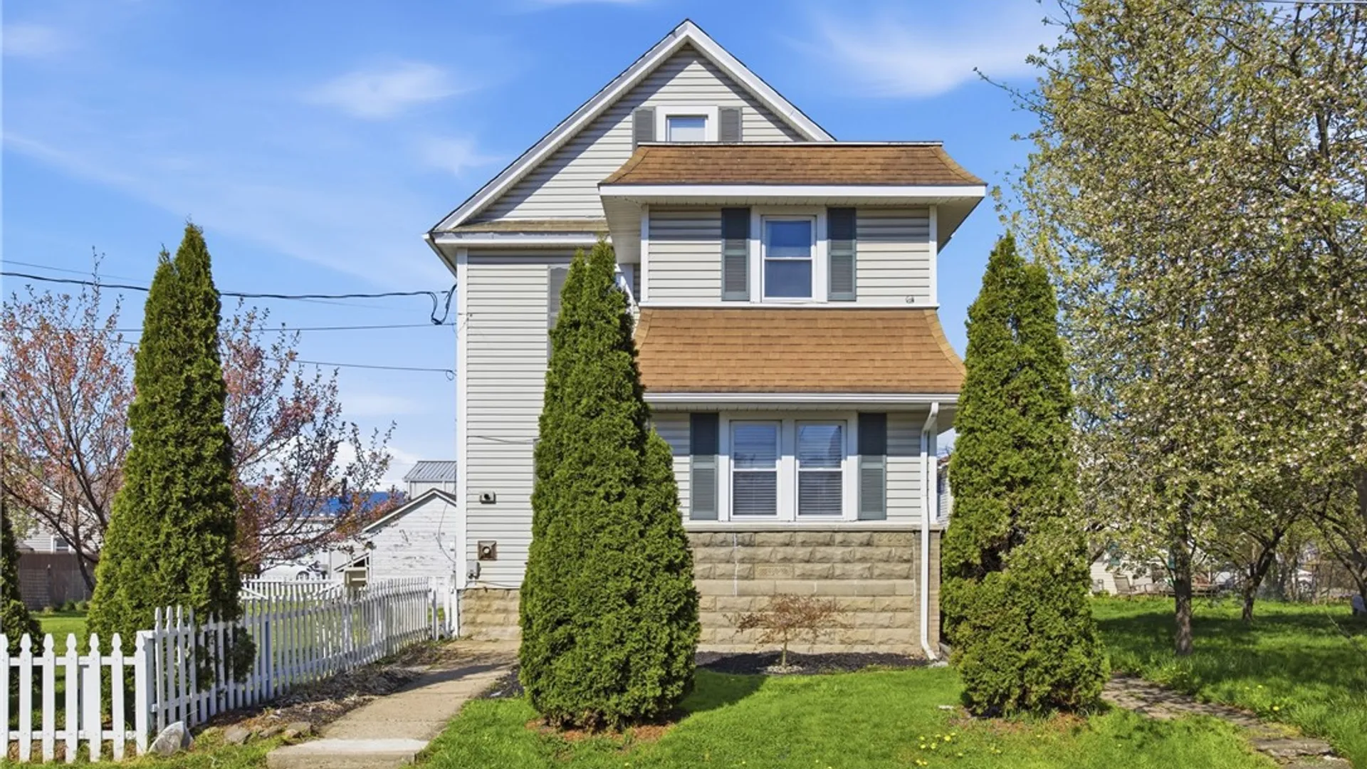 Property at 16 Townsend Avenue, Corning, NY 14830 3