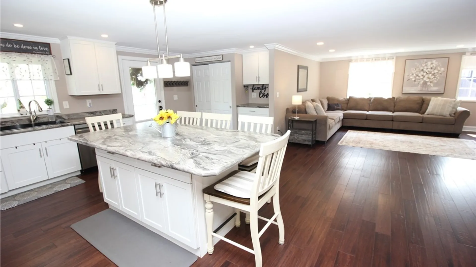 Property at 440 El Mar Drive, Greece, NY 14616 12