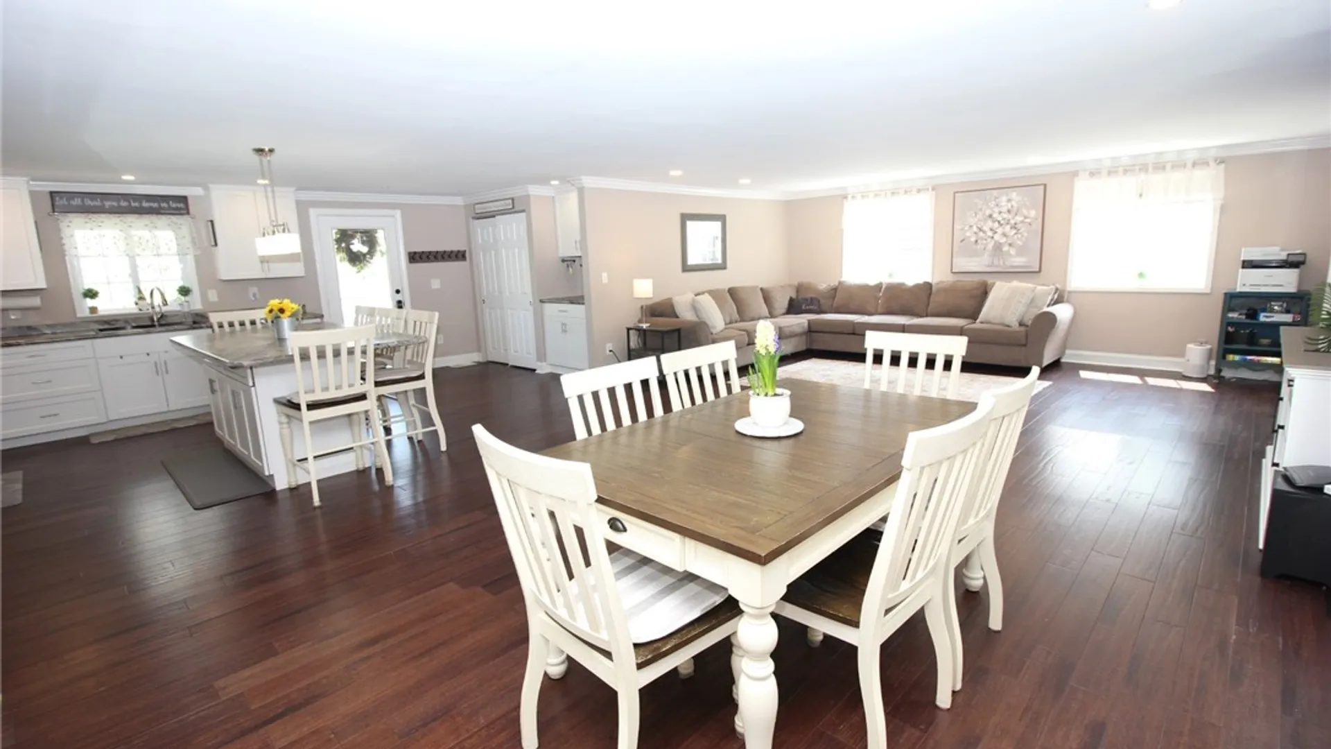 Property at 440 El Mar Drive, Greece, NY 14616 8