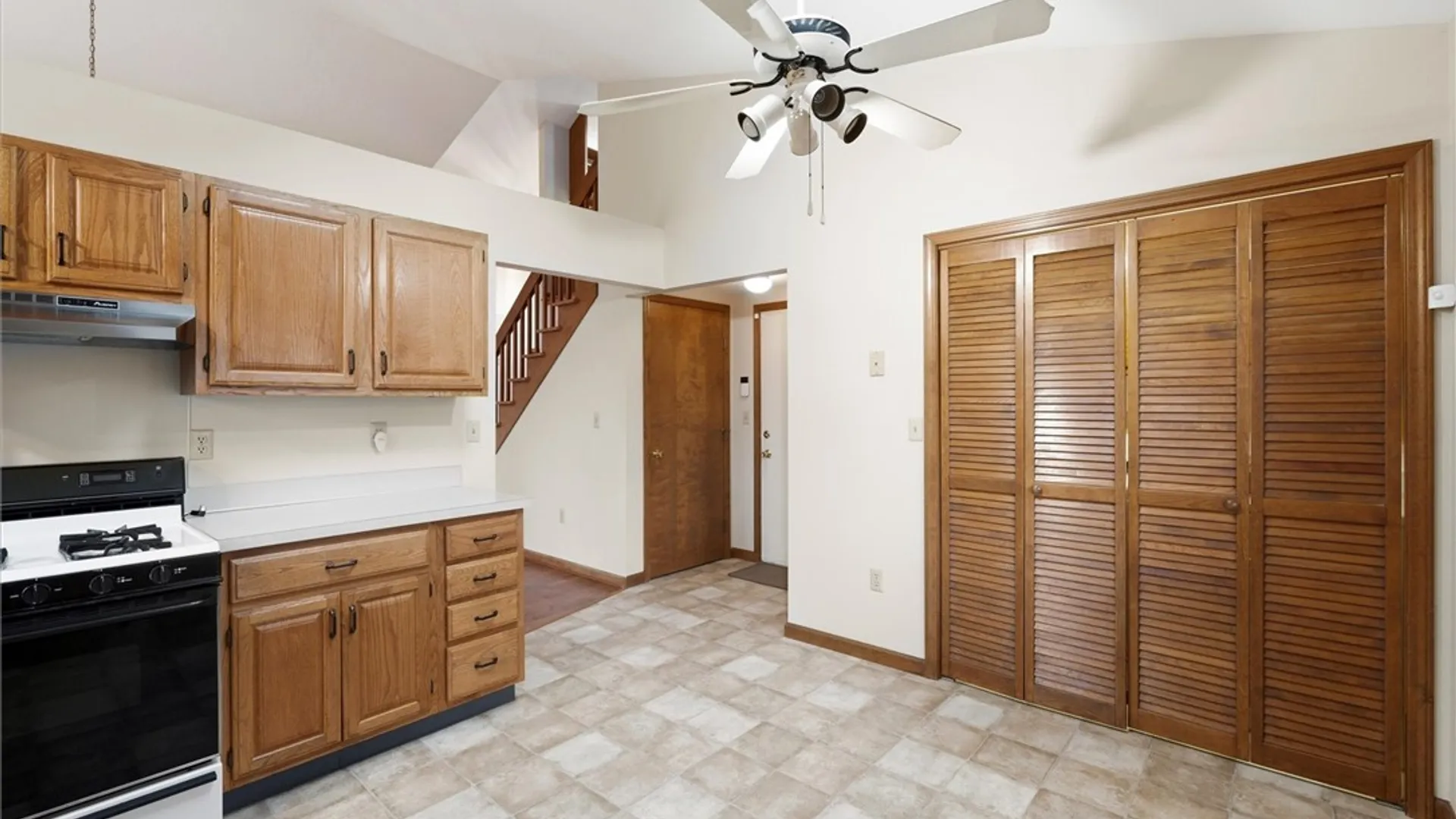 Property at 6304 Hardwood Lane, Cicero, NY 13039 21
