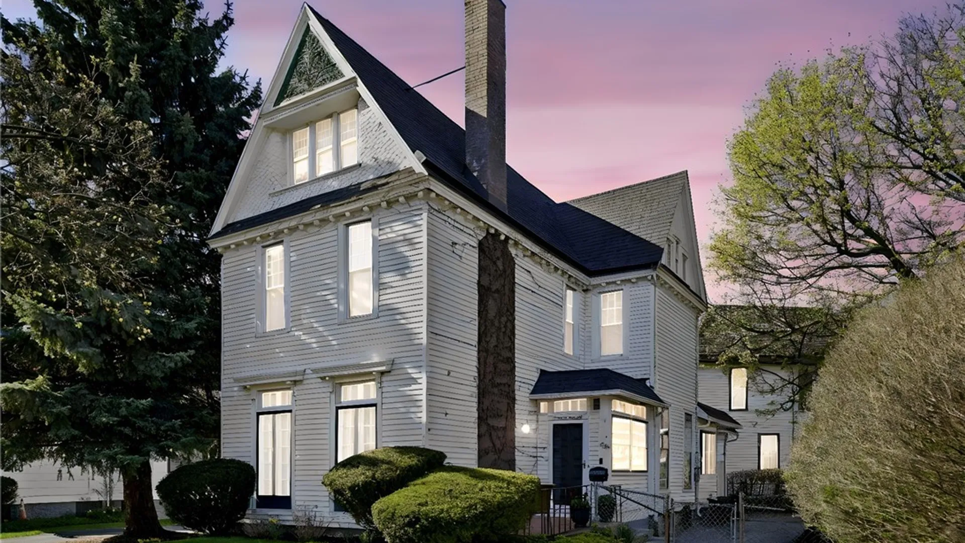 Property at 454 Porter Avenue, Buffalo, NY 14201 2