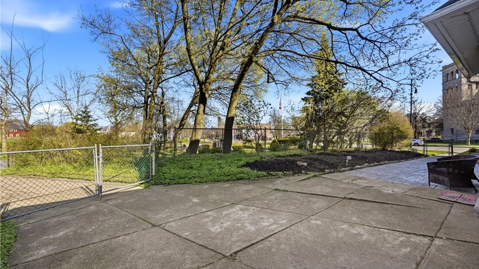 Property at 454 Porter Avenue, Buffalo, NY 14201 38