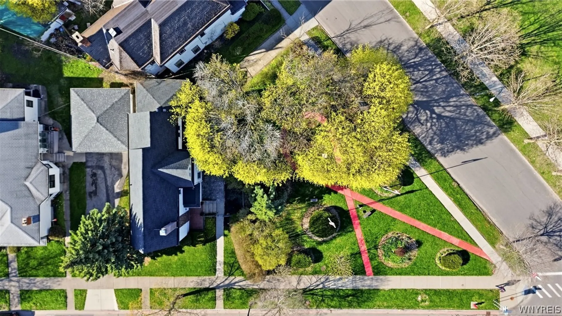 Property at 454 Porter Avenue, Buffalo, NY 14201 44