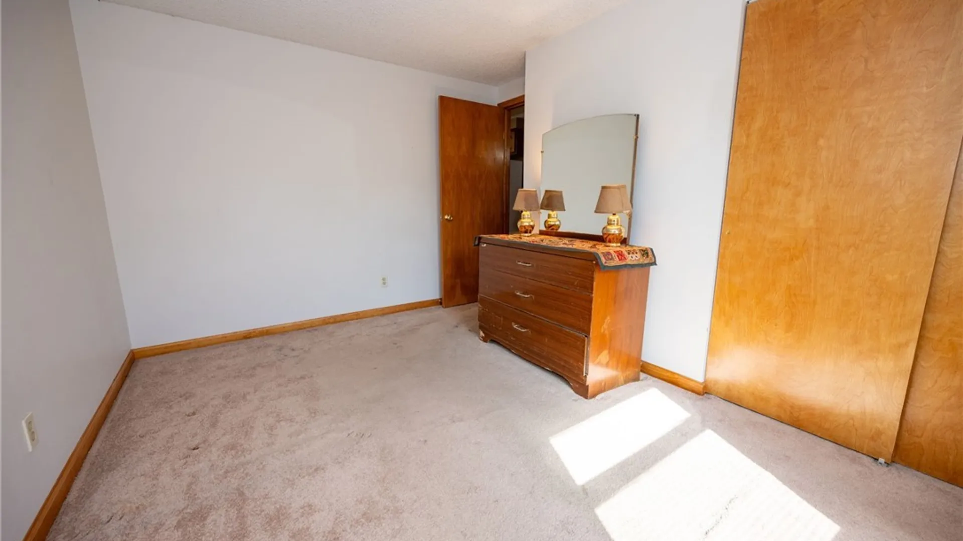 Property at 170 Castlewood Drive, Cheektowaga, NY 14227 10