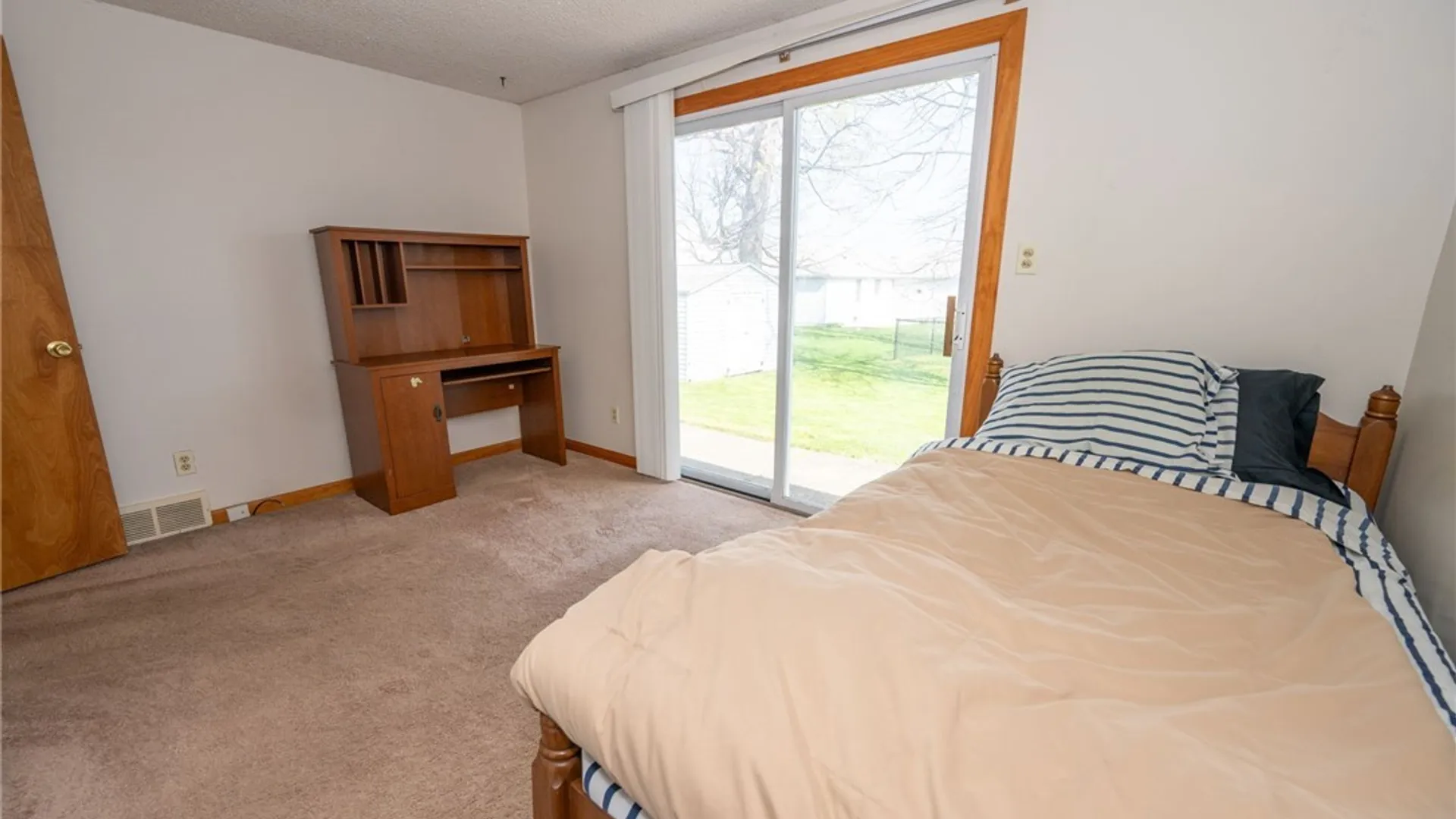 Property at 170 Castlewood Drive, Cheektowaga, NY 14227 15