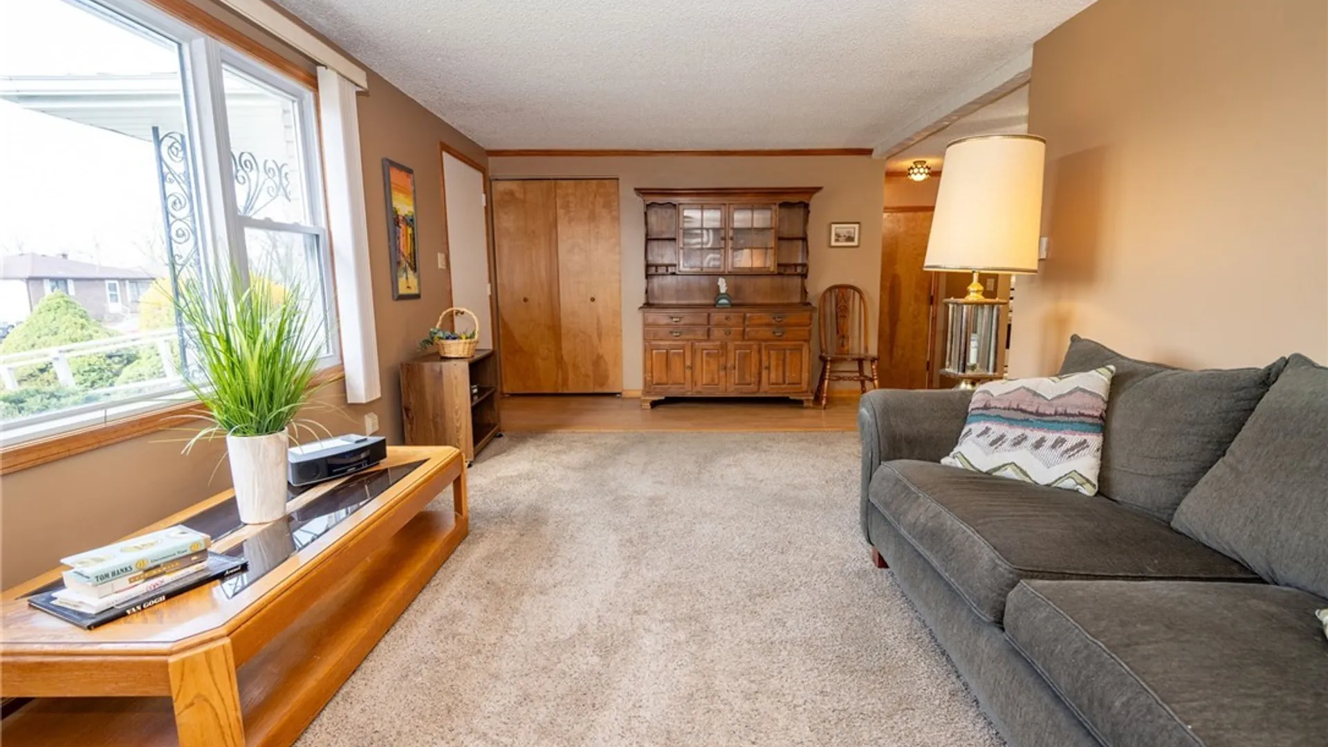 Property at 170 Castlewood Drive, Cheektowaga, NY 14227 24