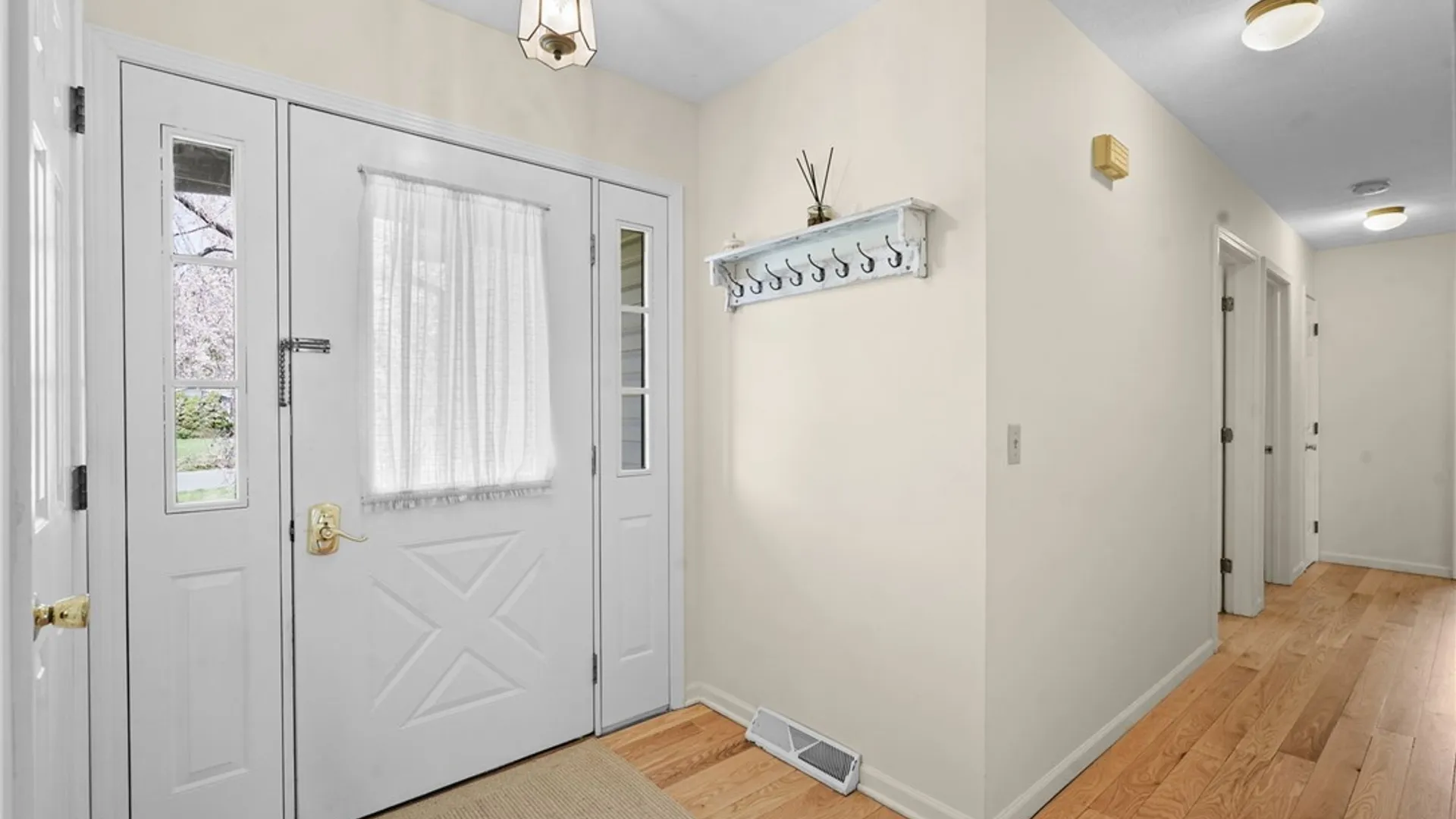 Property at 9 Saint Joseph Lane, Lansing, NY 14850 3