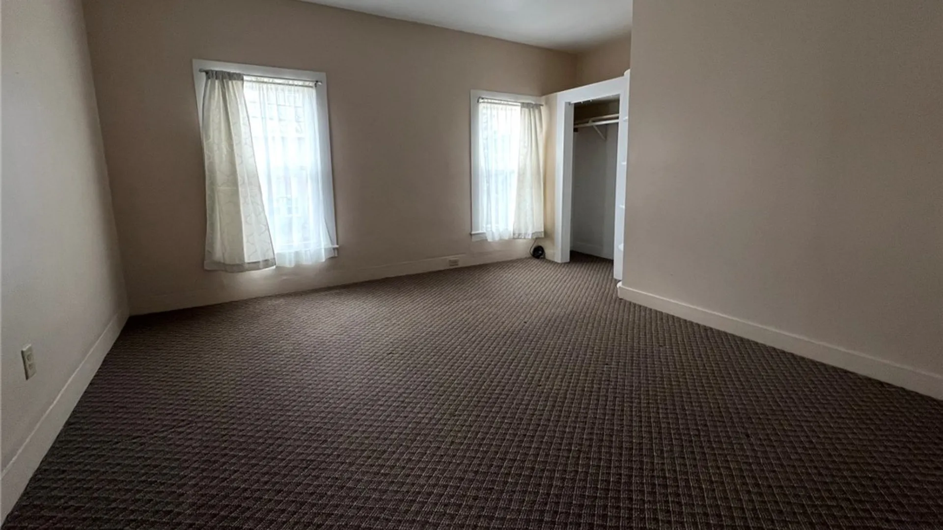 Property at 912 Magee Street, Elmira City, NY 14901 6