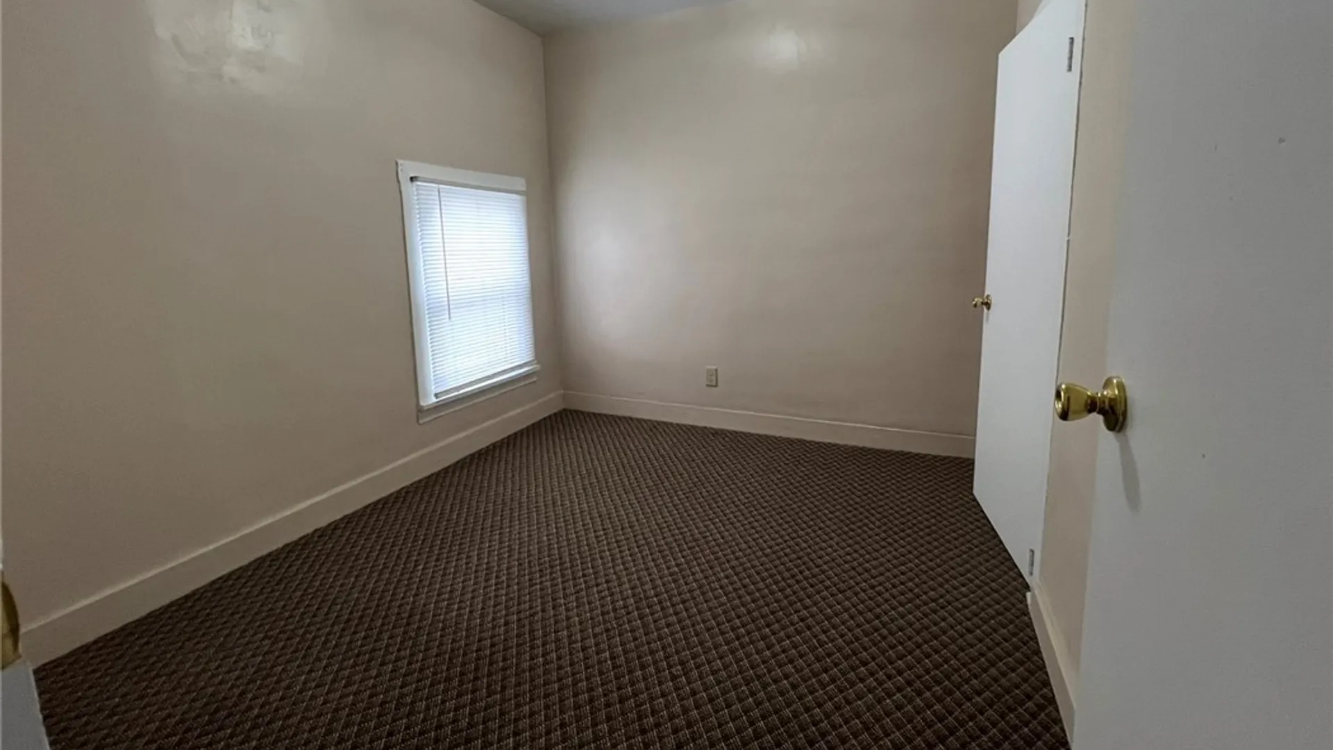 Property at 912 Magee Street, Elmira City, NY 14901 7