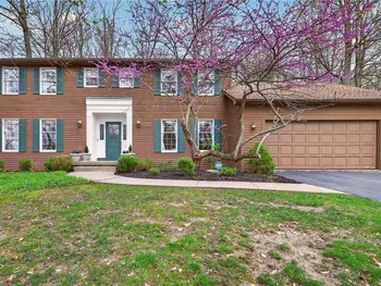Property at 117 Knob Hill Road, Orchard Park, NY 14127