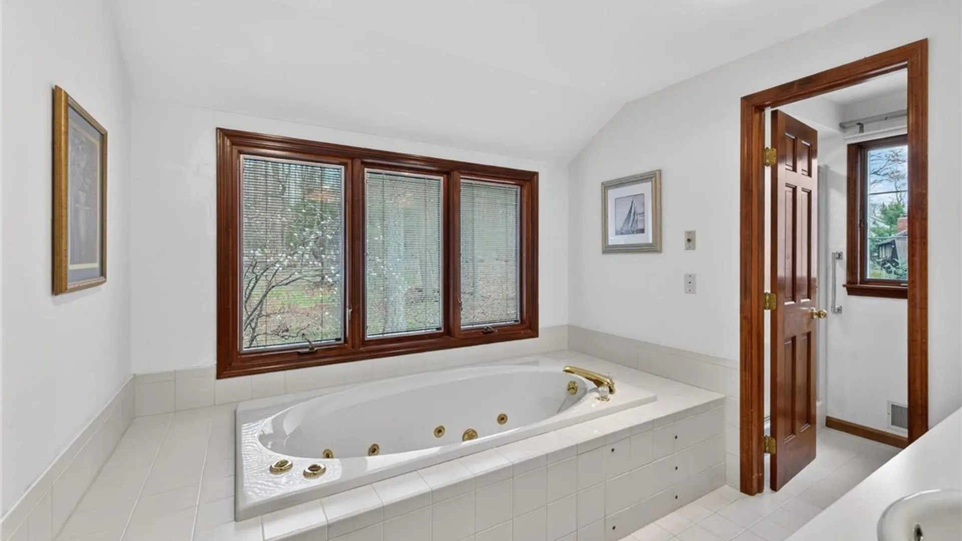 Property at 117 Knob Hill Road, Orchard Park, NY 14127 29