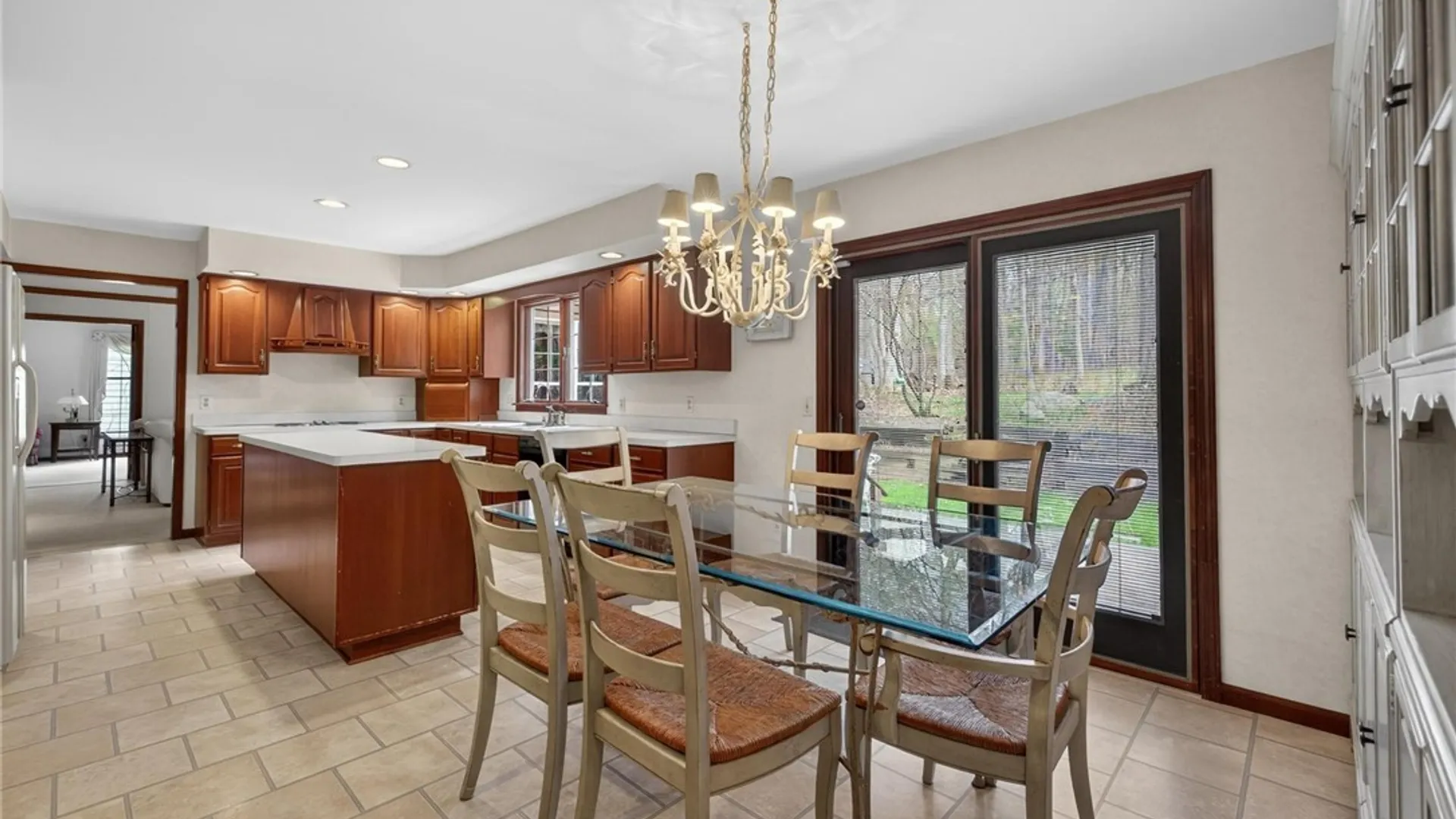 Property at 117 Knob Hill Road, Orchard Park, NY 14127 9