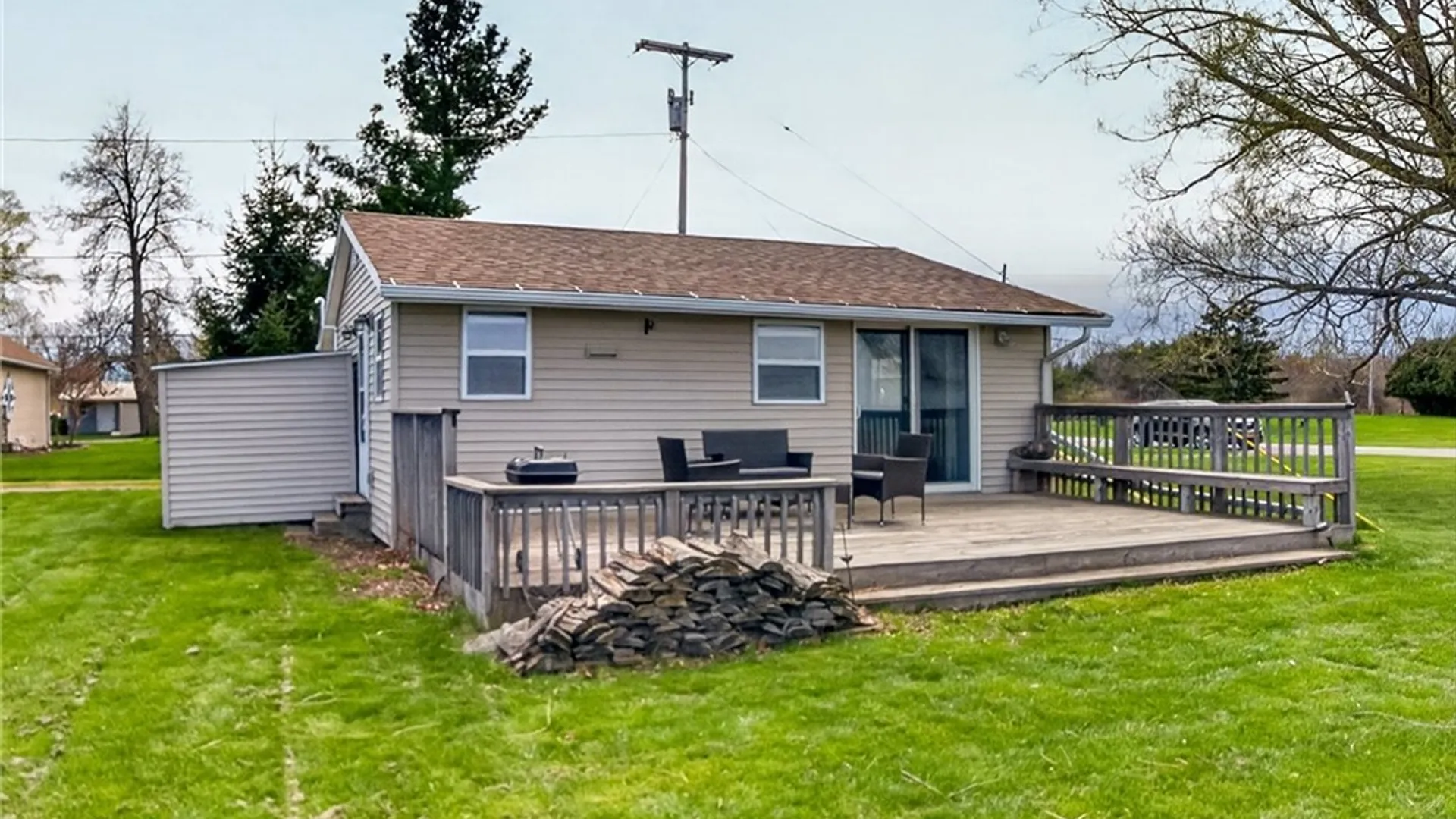 Property at 12571 Green Lane, Carlton, NY 14098 3