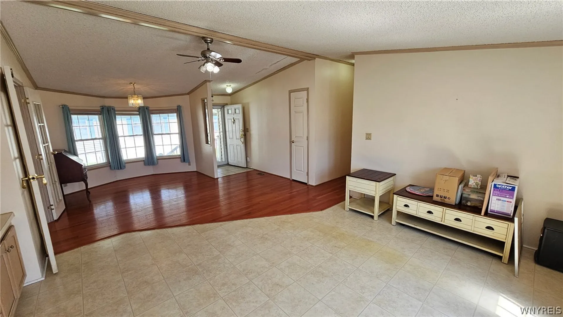 Property at 20 Calla Way, Cheektowaga, NY 14225 14