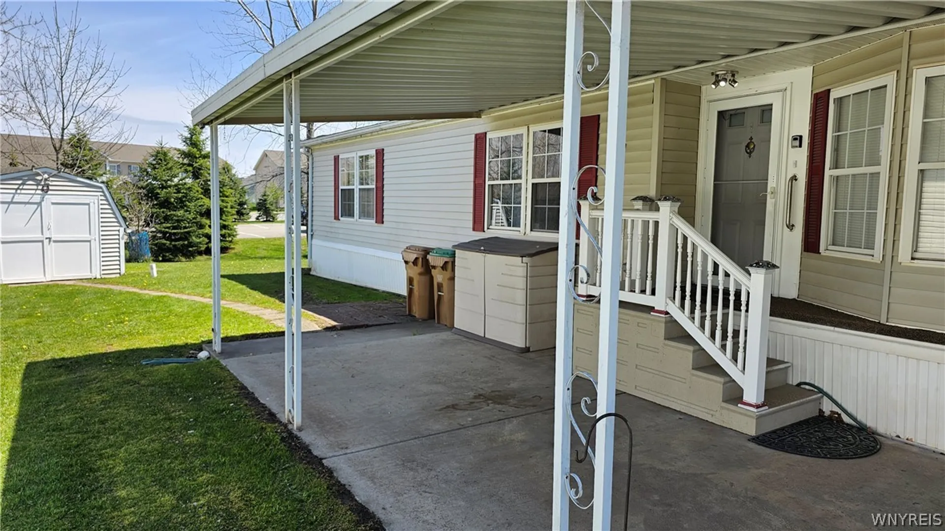 Property at 20 Calla Way, Cheektowaga, NY 14225 5