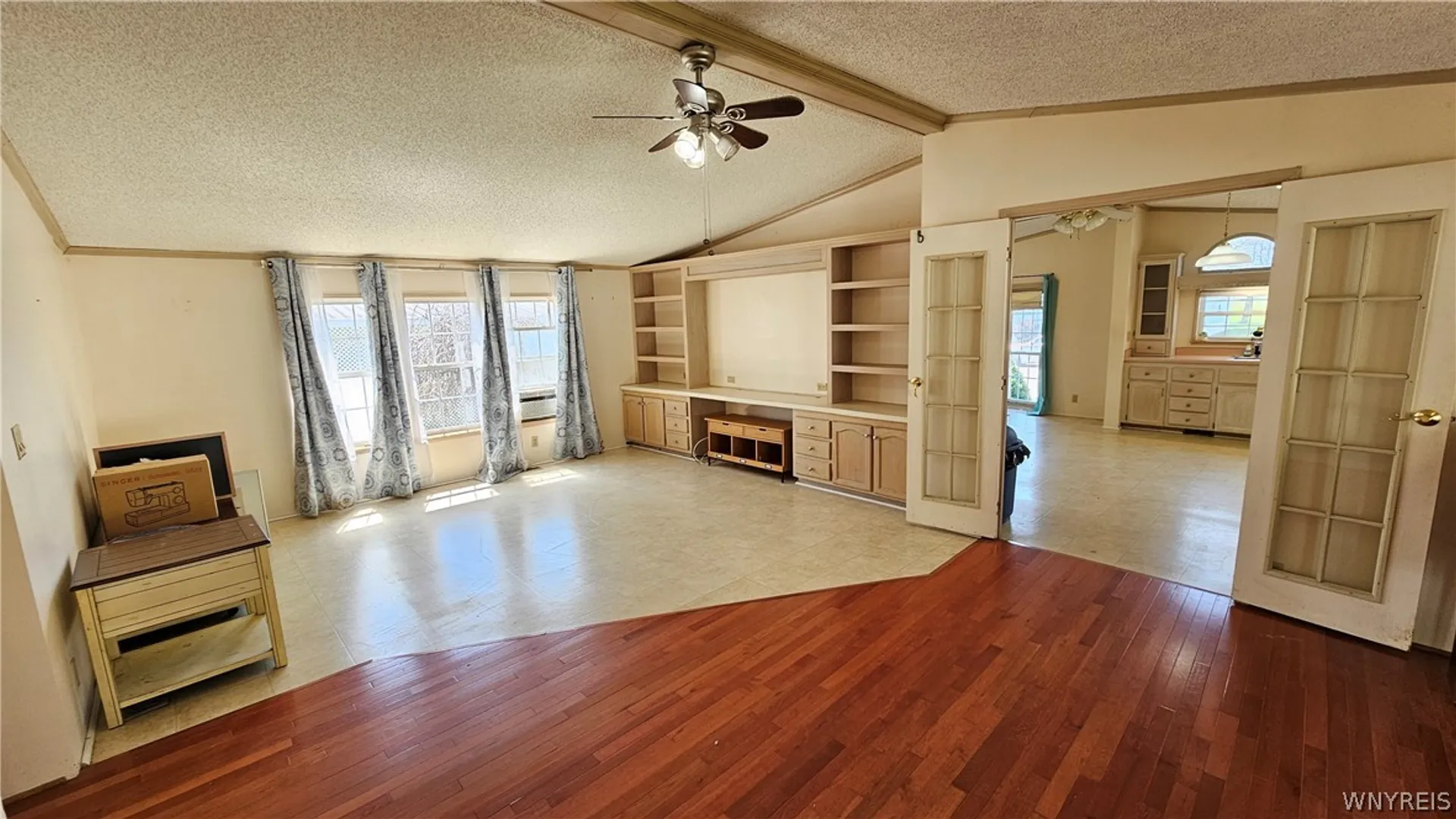 Property at 20 Calla Way, Cheektowaga, NY 14225 8