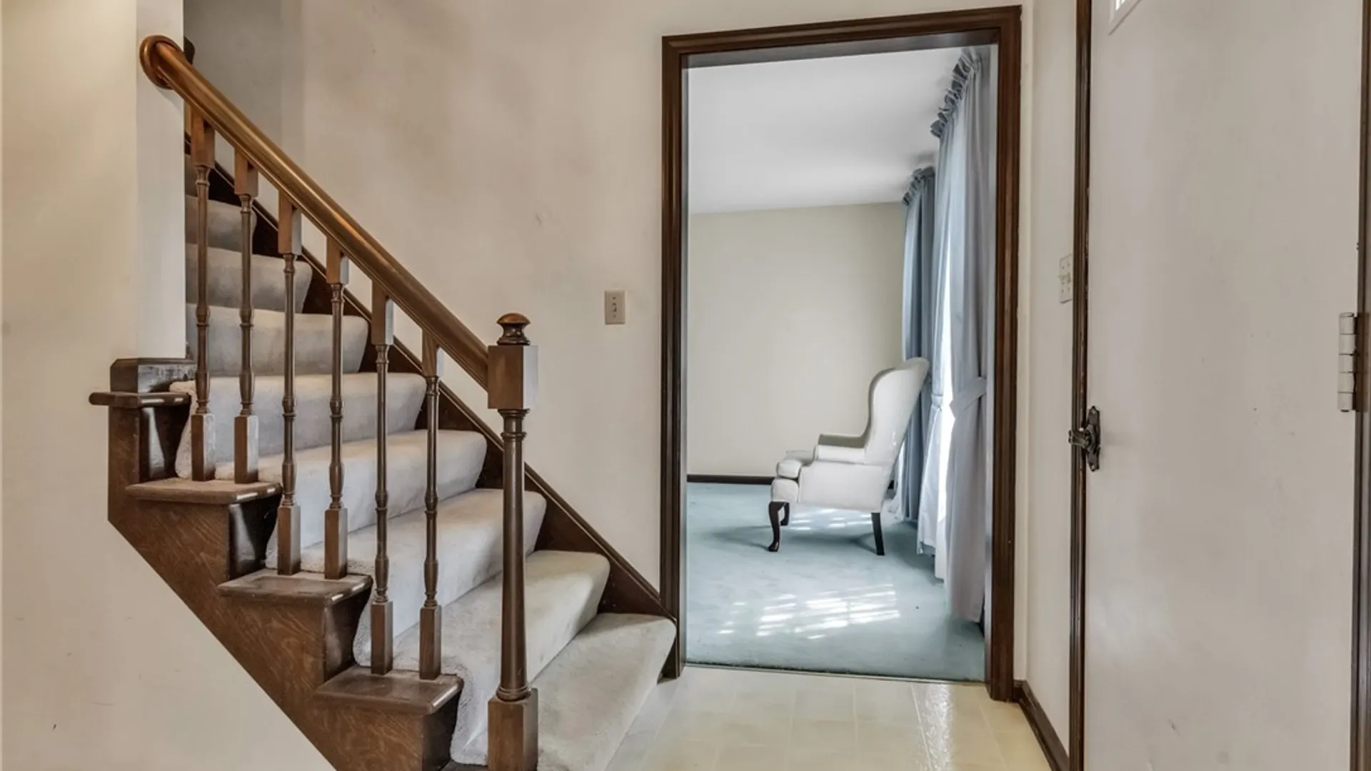 Property at 5 Burning Bush, Orchard Park, NY 14127 10