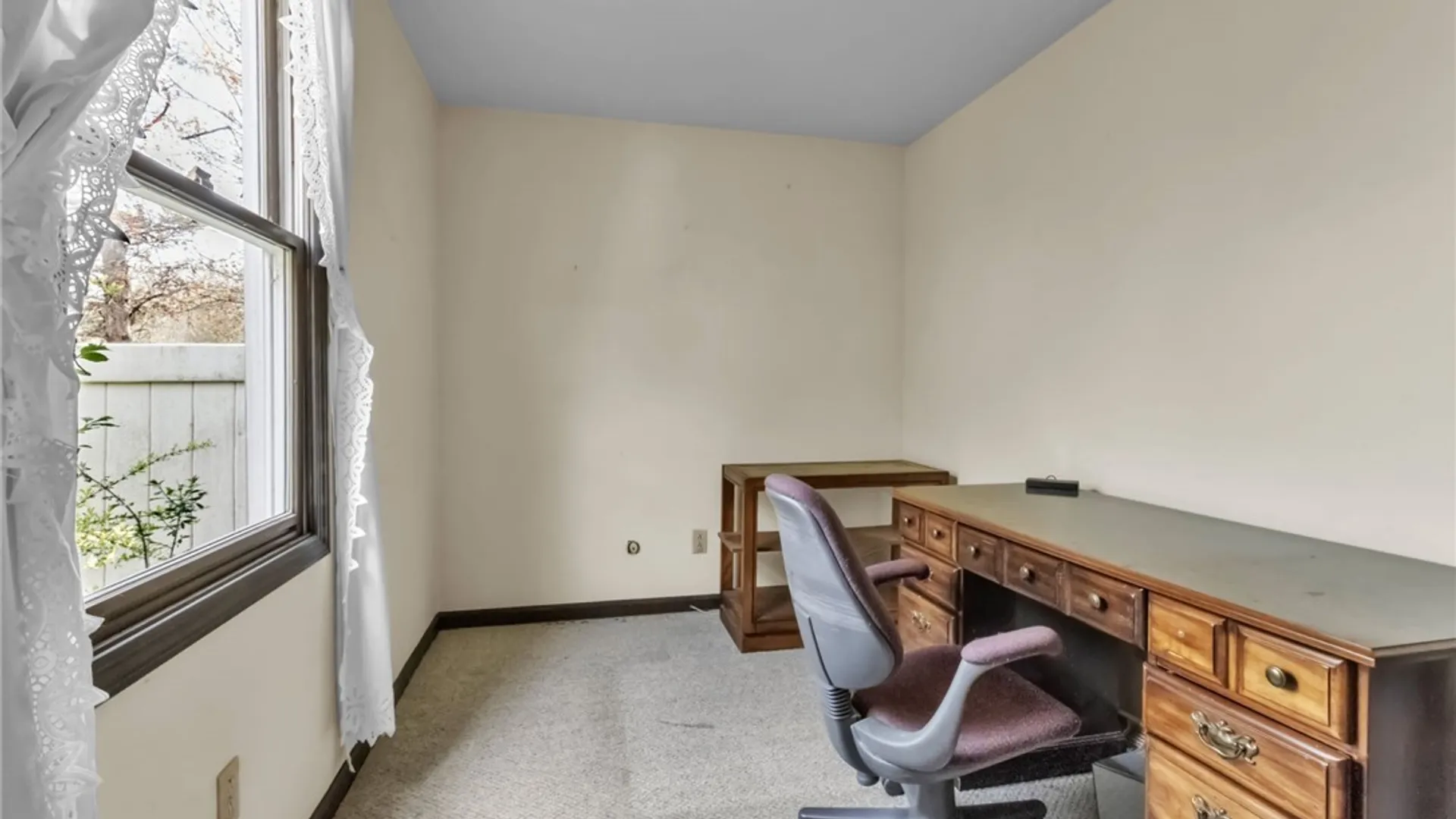 Property at 5 Burning Bush, Orchard Park, NY 14127 16