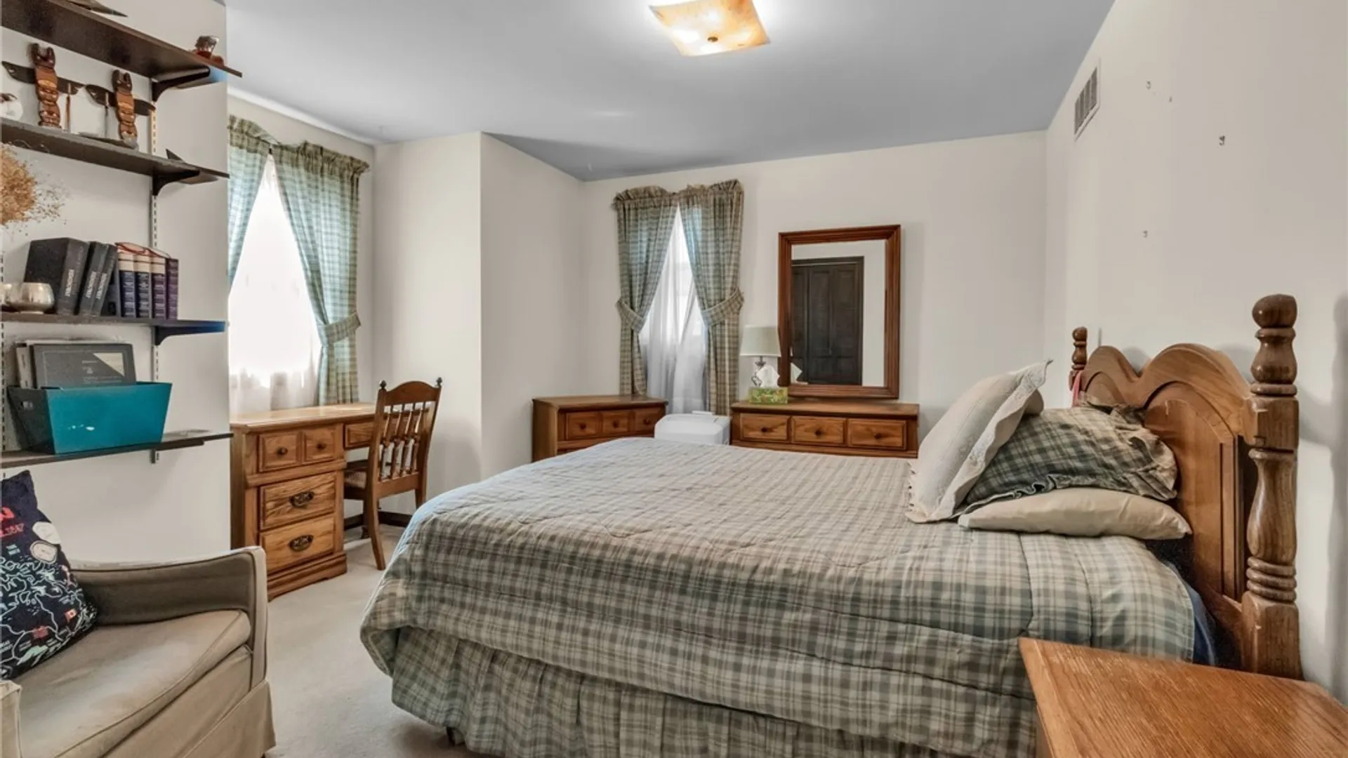 Property at 5 Burning Bush, Orchard Park, NY 14127 41