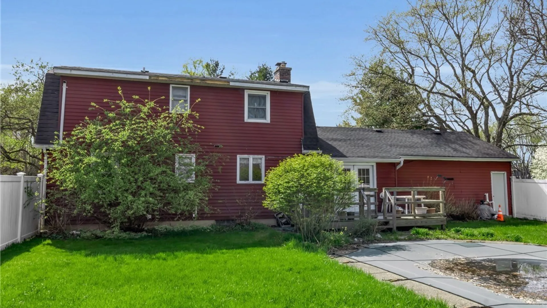 Property at 5 Burning Bush, Orchard Park, NY 14127 5