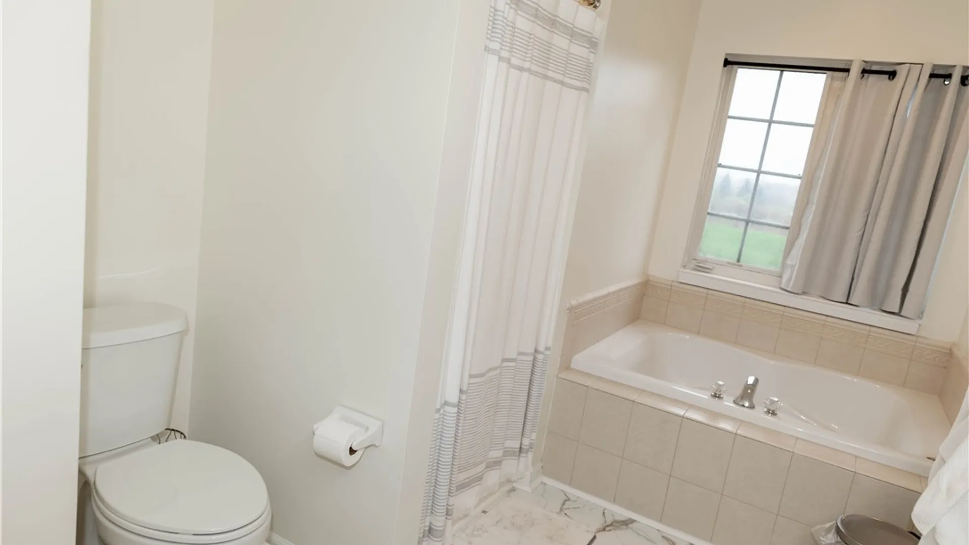 Property at 777 Duck Hollow, Victor, NY 14564 24