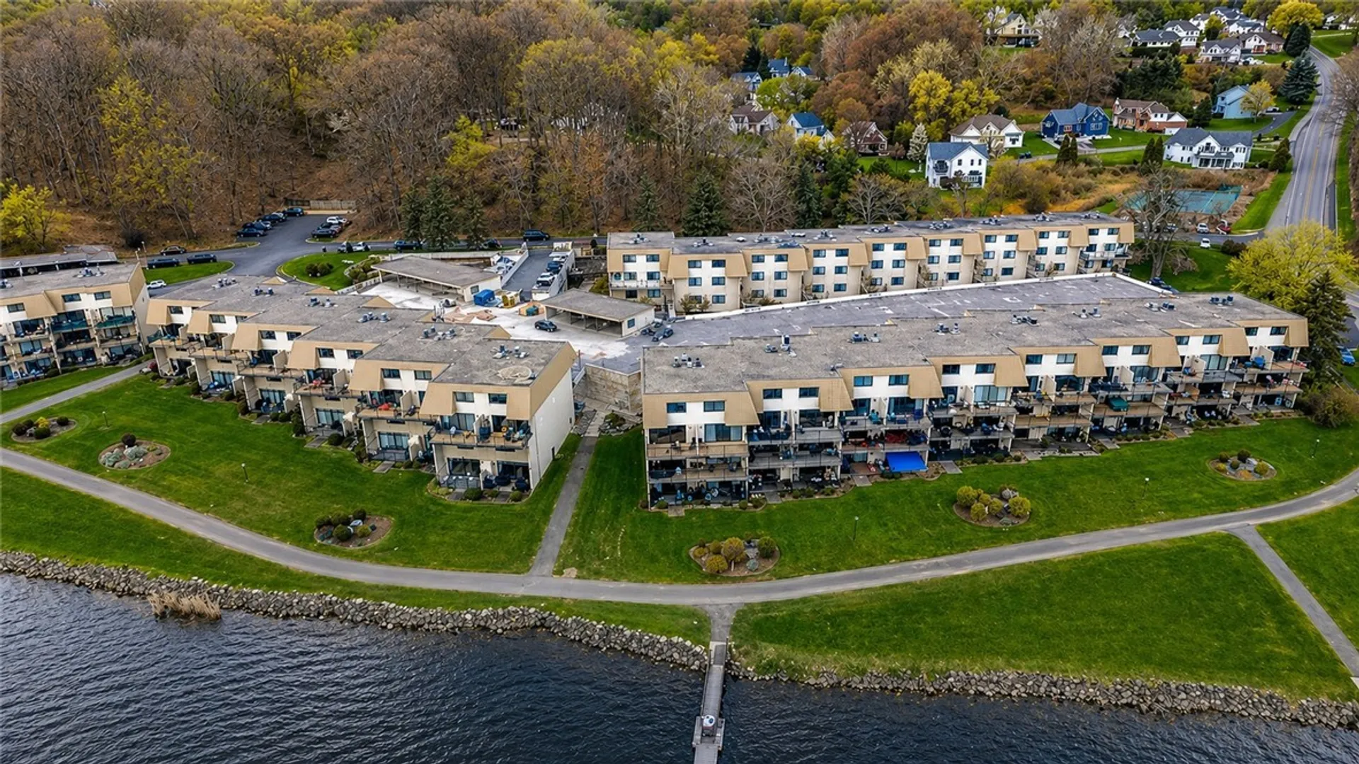 Property at 261 Bay Village Drive, Irondequoit, NY 14609 2