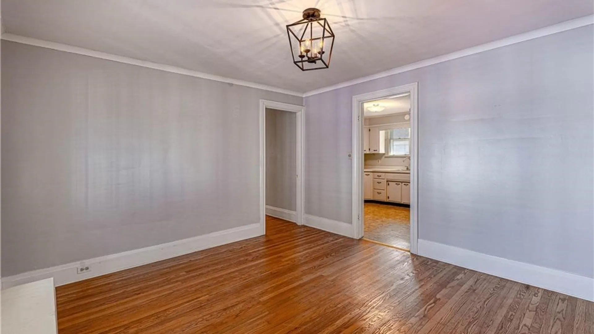 Property at 34 Delham Avenue, Buffalo, NY 14216 11