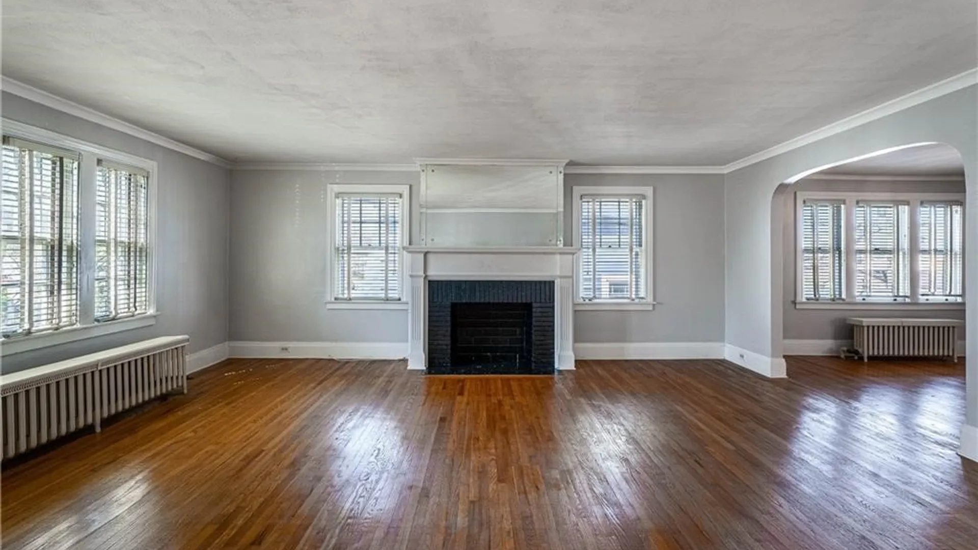 Property at 34 Delham Avenue, Buffalo, NY 14216 6